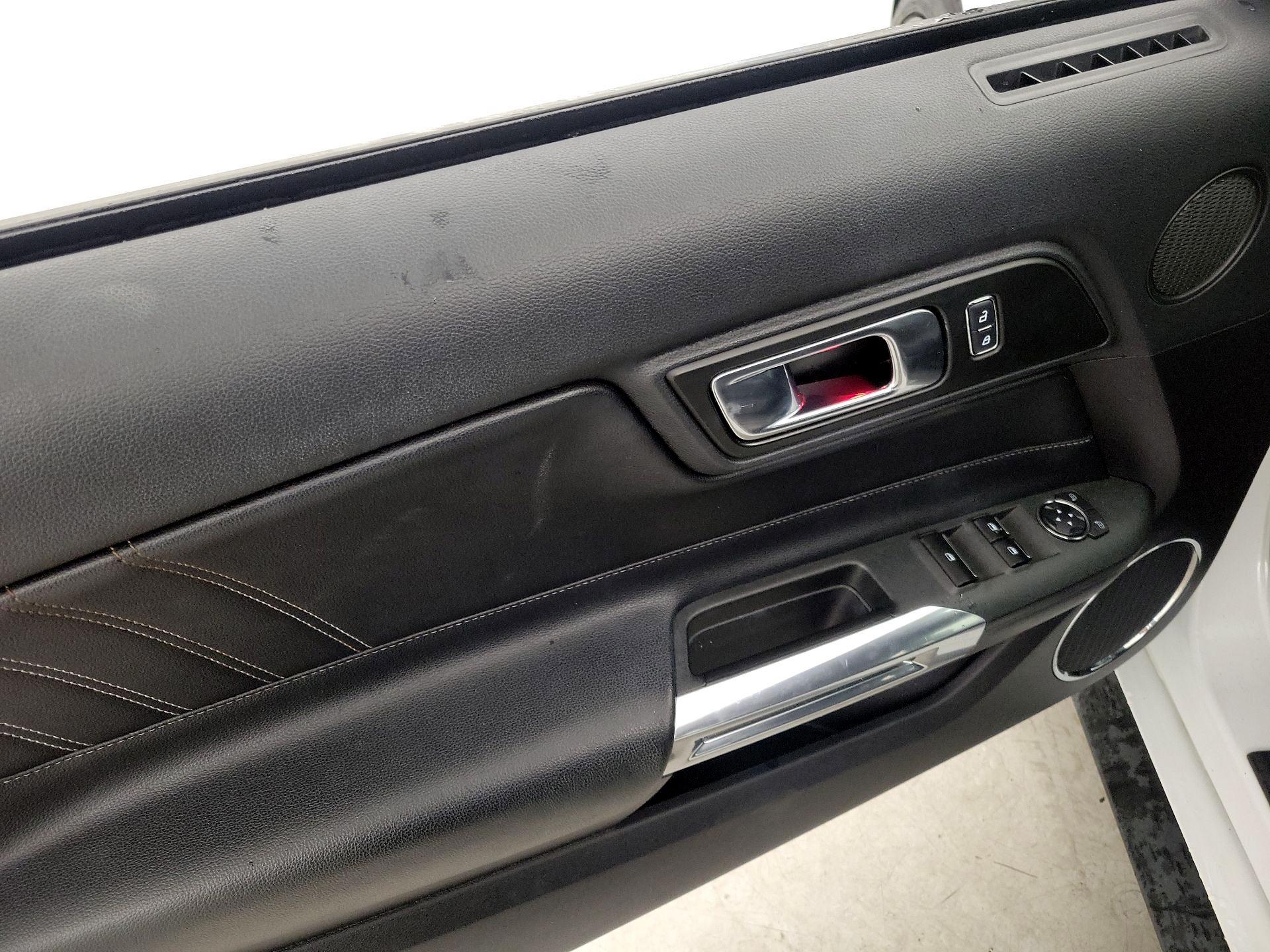 Thumbnail: 2019 Ford Mustang - 12