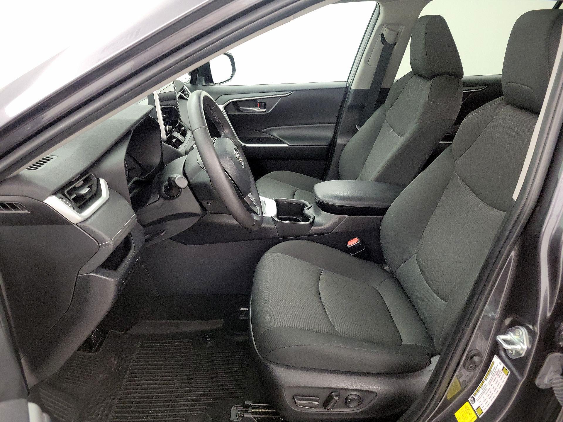 Thumbnail: 2024 Toyota RAV4 - 11