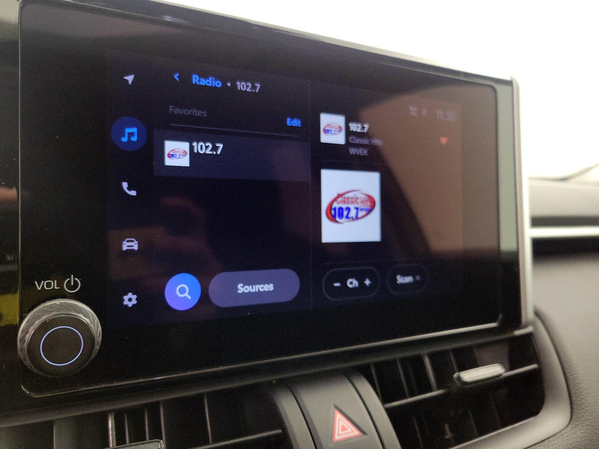 Thumbnail: 2024 Toyota RAV4 - 15