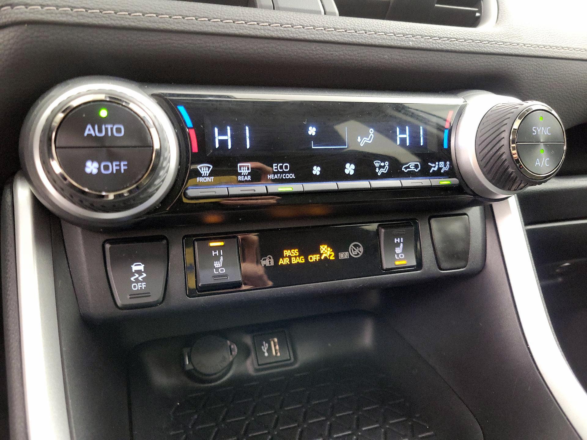 Thumbnail: 2024 Toyota RAV4 - 16