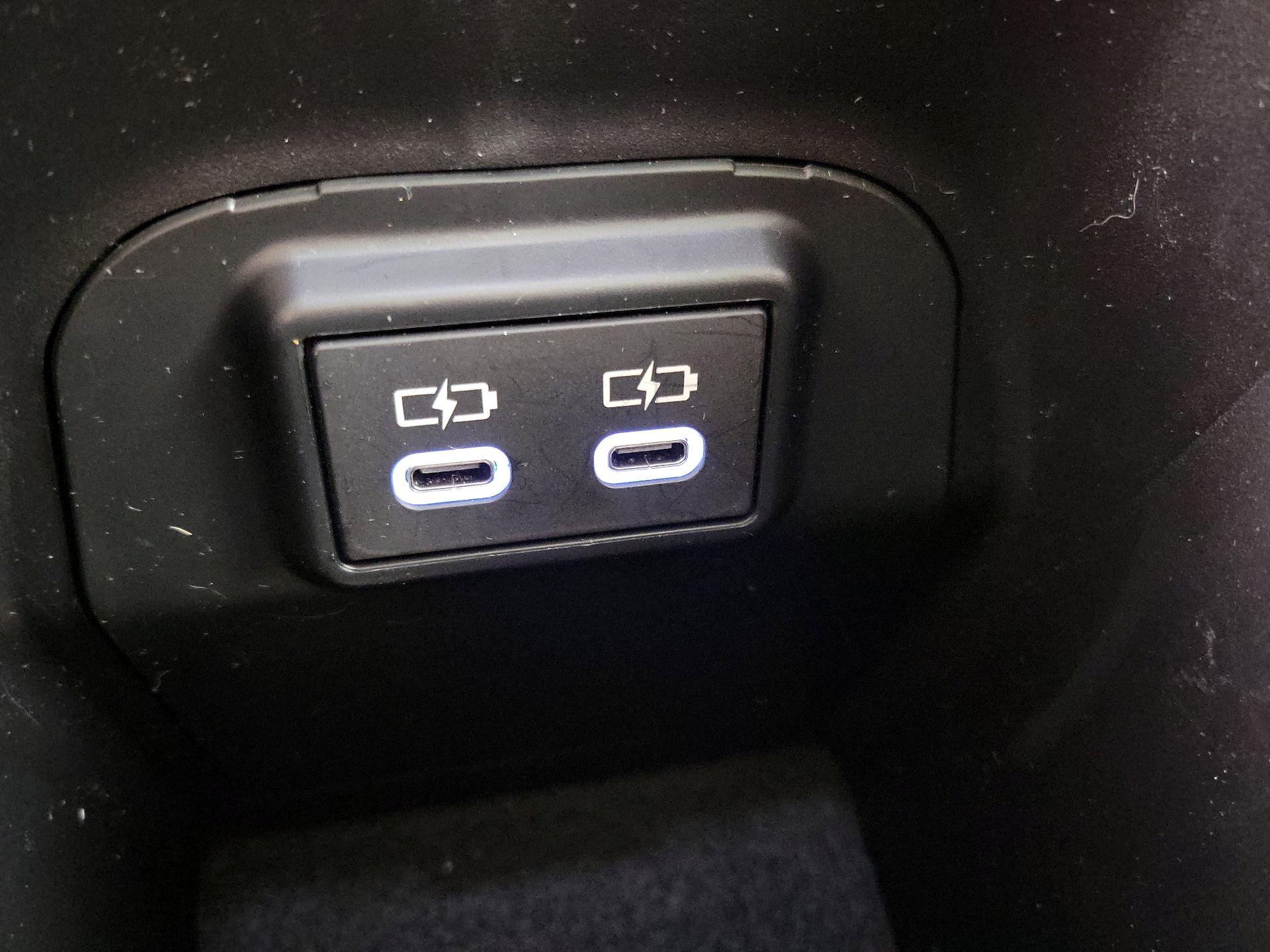 Thumbnail: 2024 Toyota RAV4 - 18