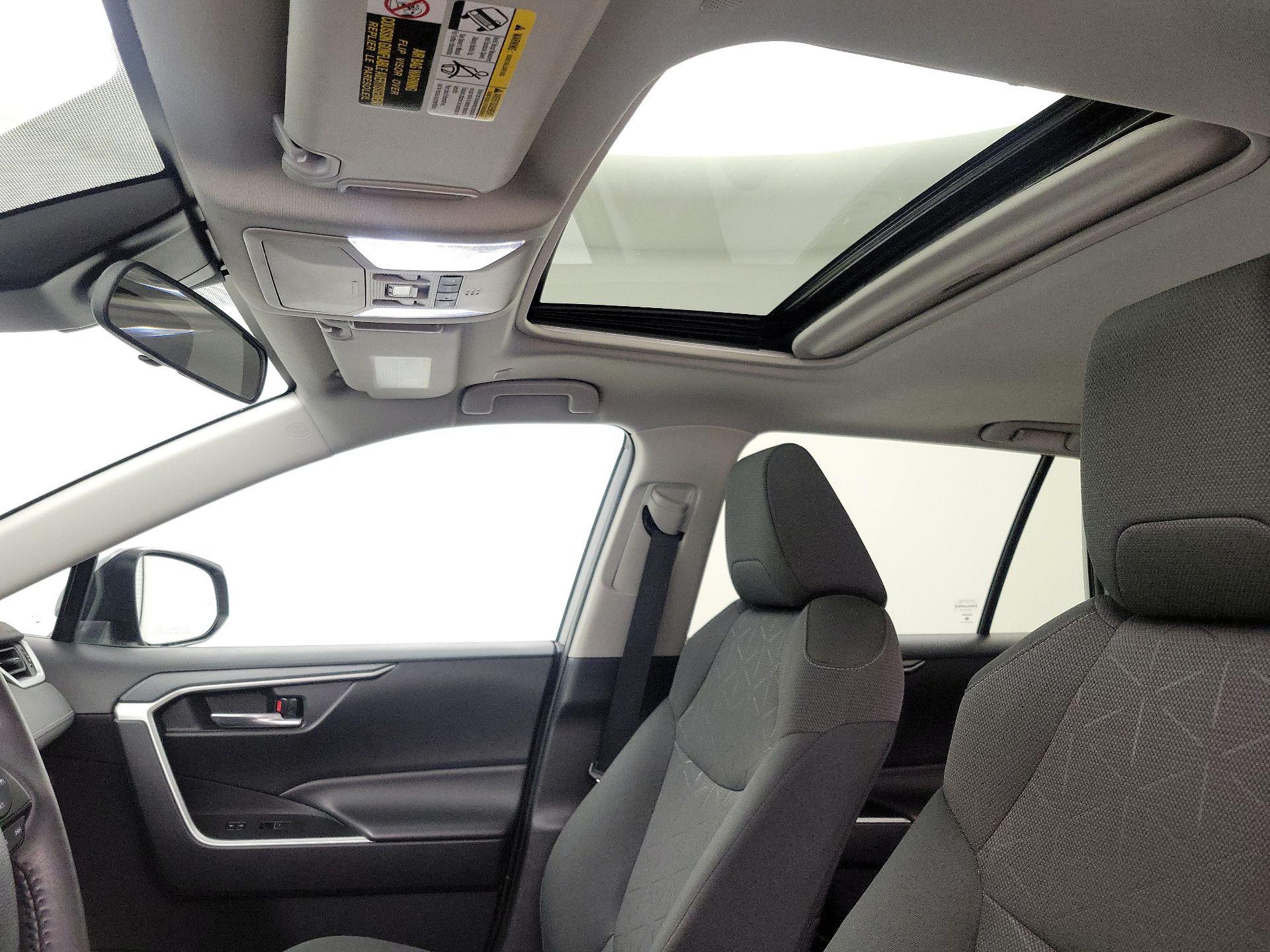 Thumbnail: 2024 Toyota RAV4 - 19