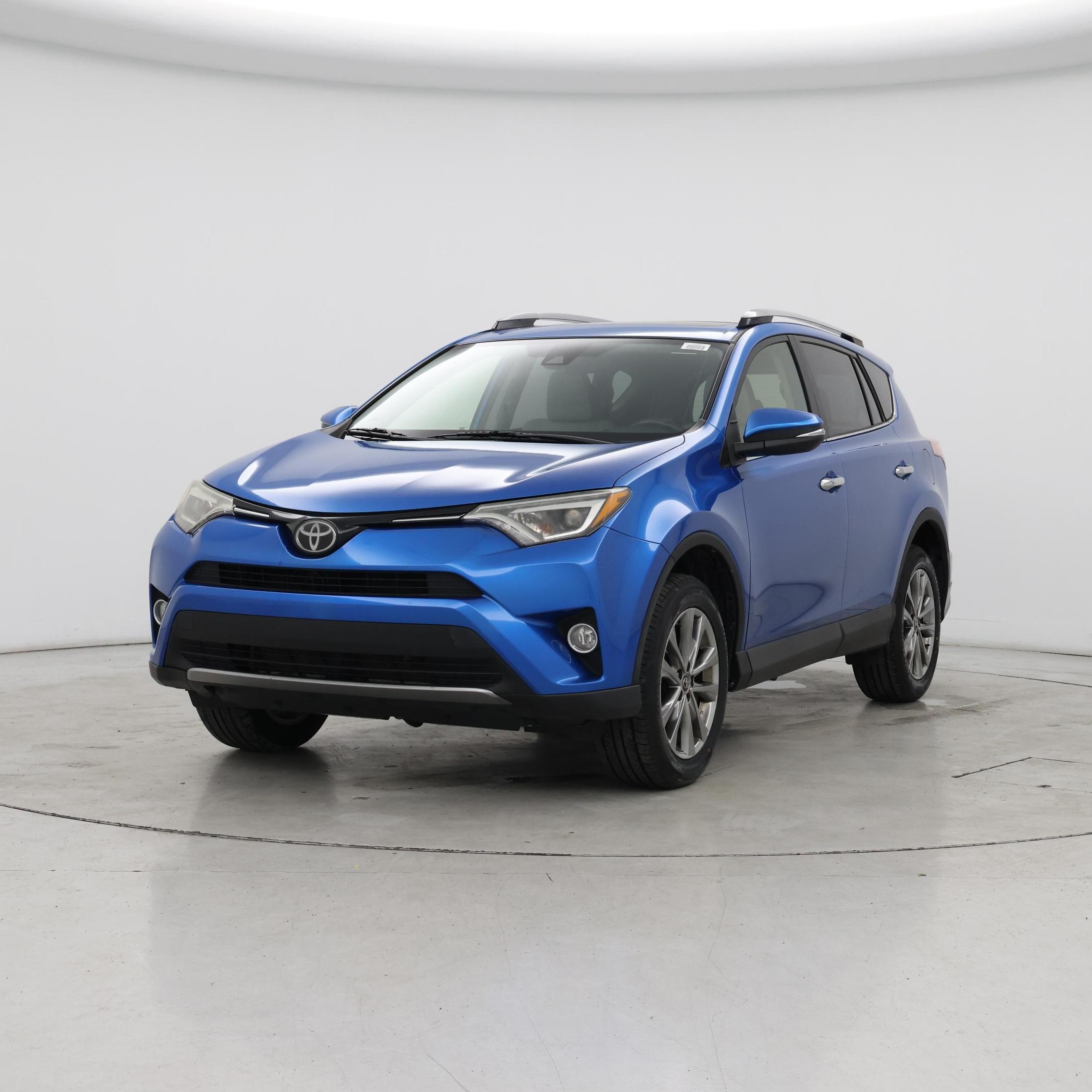 Thumbnail: 2017 Toyota RAV4 - 4