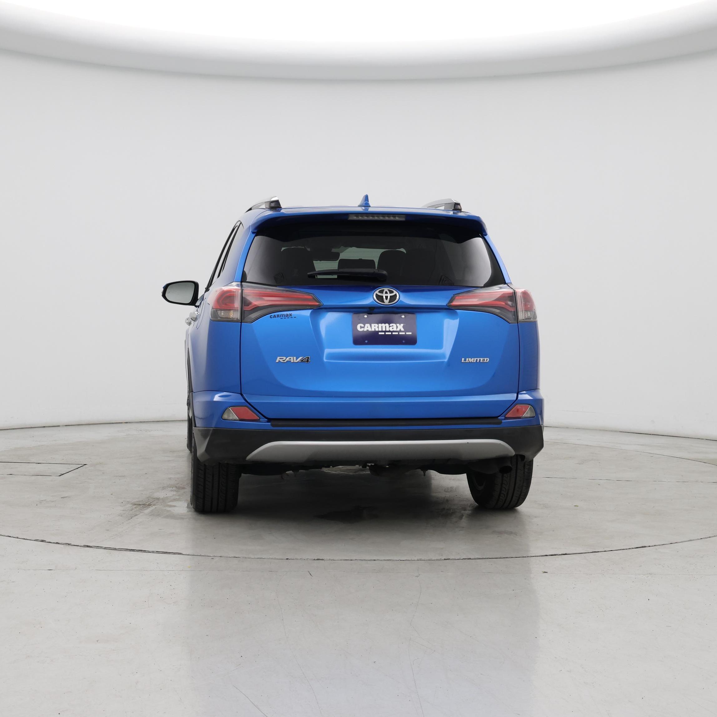 Thumbnail: 2017 Toyota RAV4 - 6