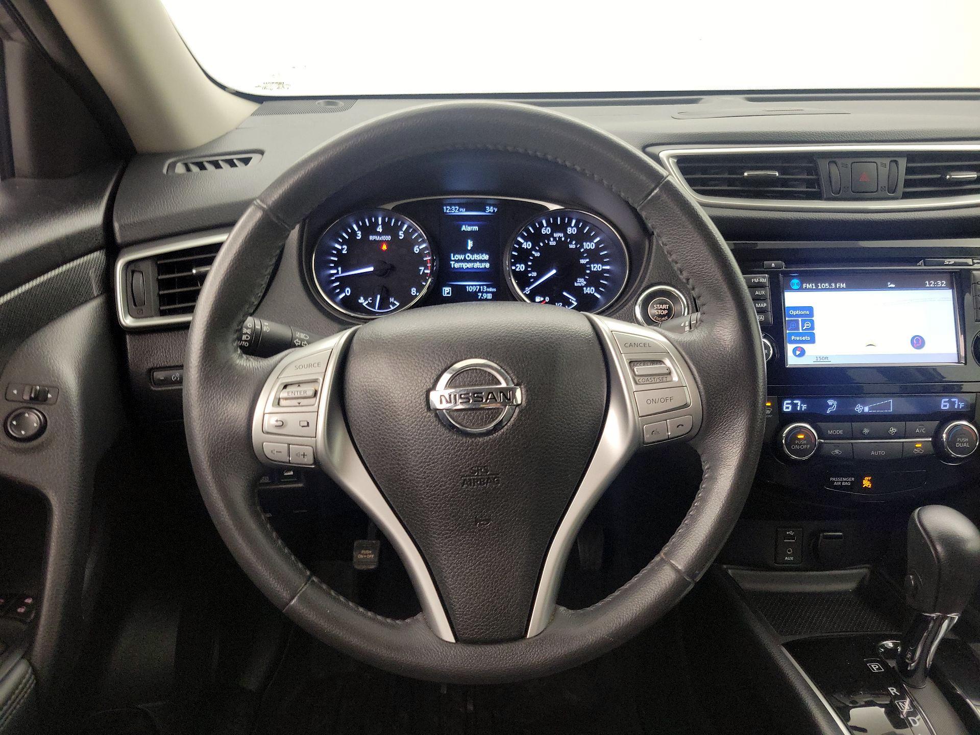 Thumbnail: 2016 Nissan Rogue - 10