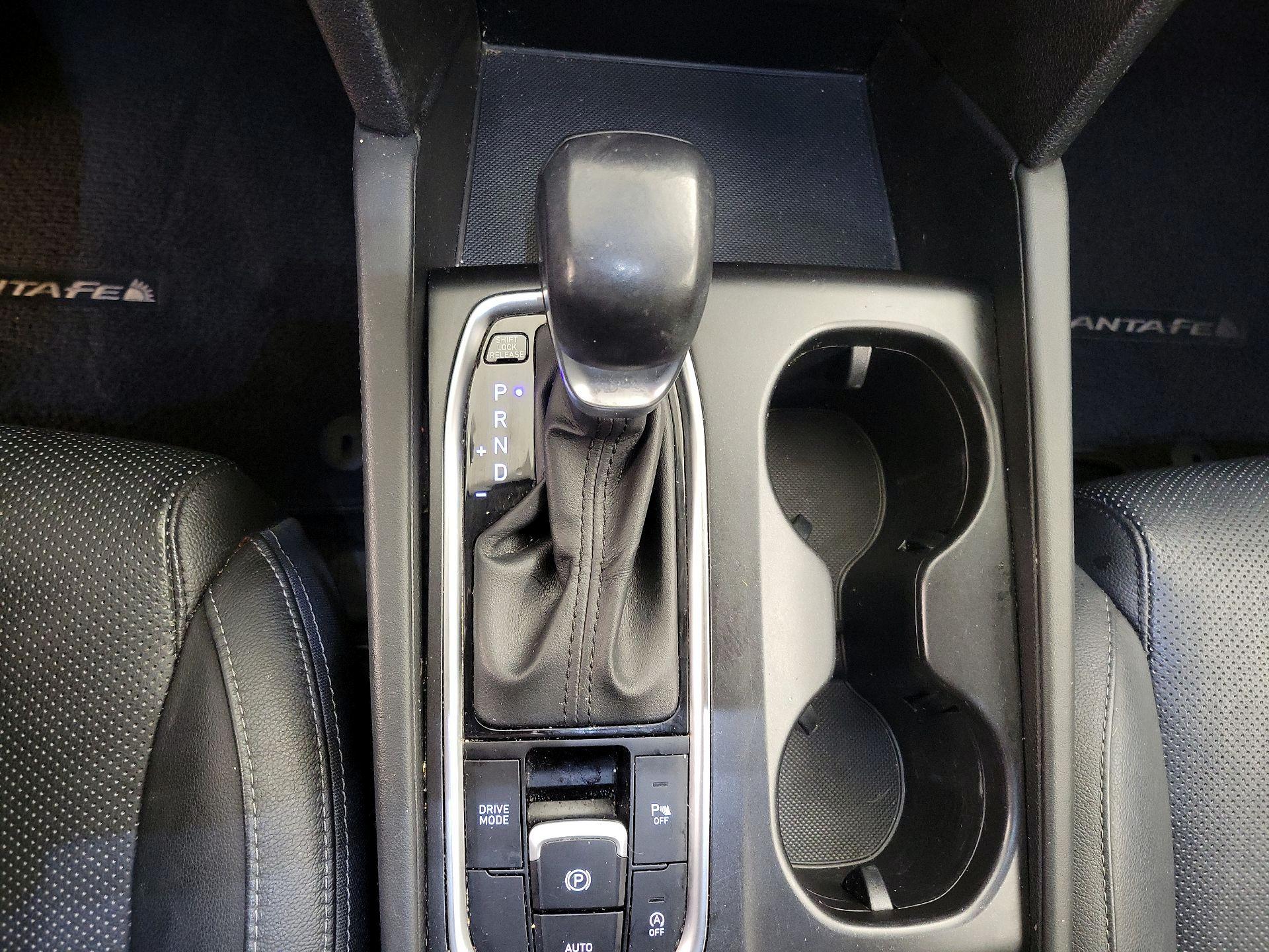 Thumbnail: 2019 Hyundai Santa Fe - 17