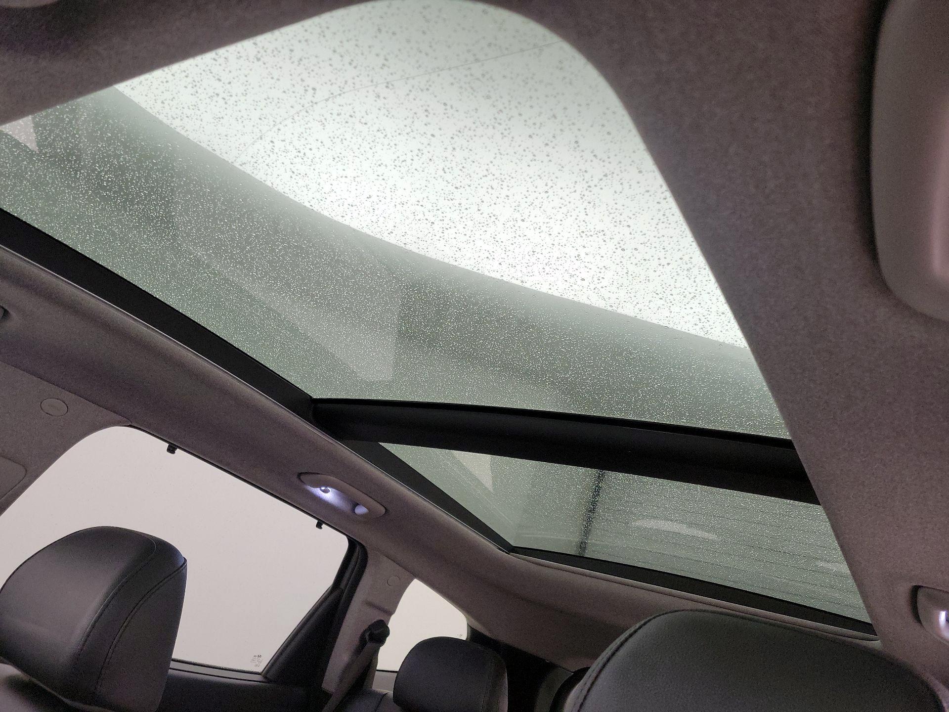 Thumbnail: 2019 Hyundai Santa Fe - 19