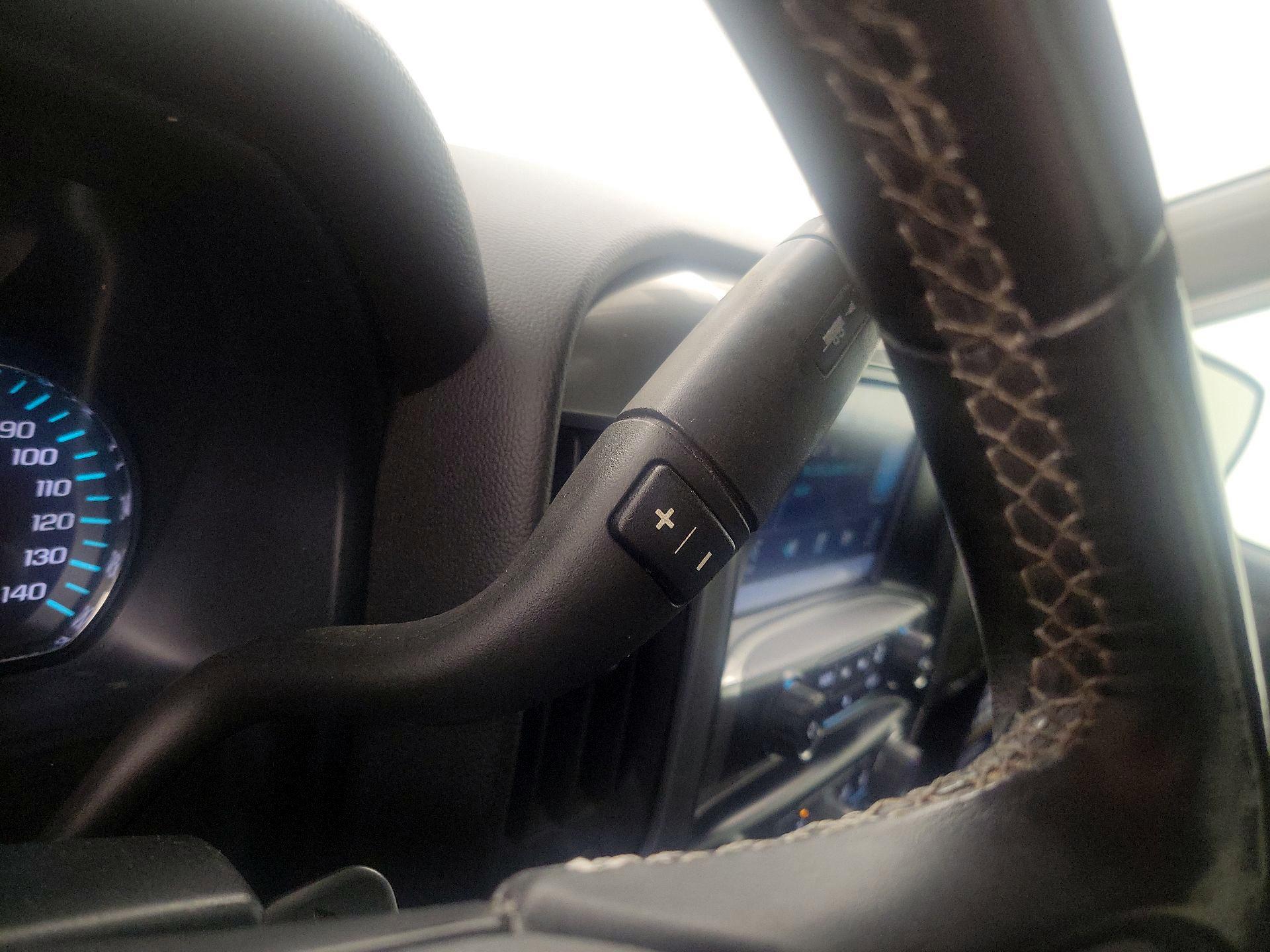 Thumbnail: 2016 Chevrolet Silverado 1500 - 17