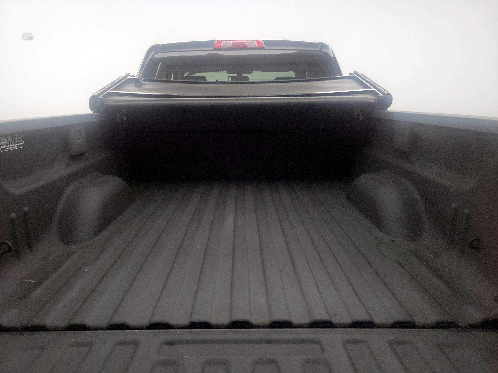 Thumbnail: 2016 Chevrolet Silverado 1500 - 20