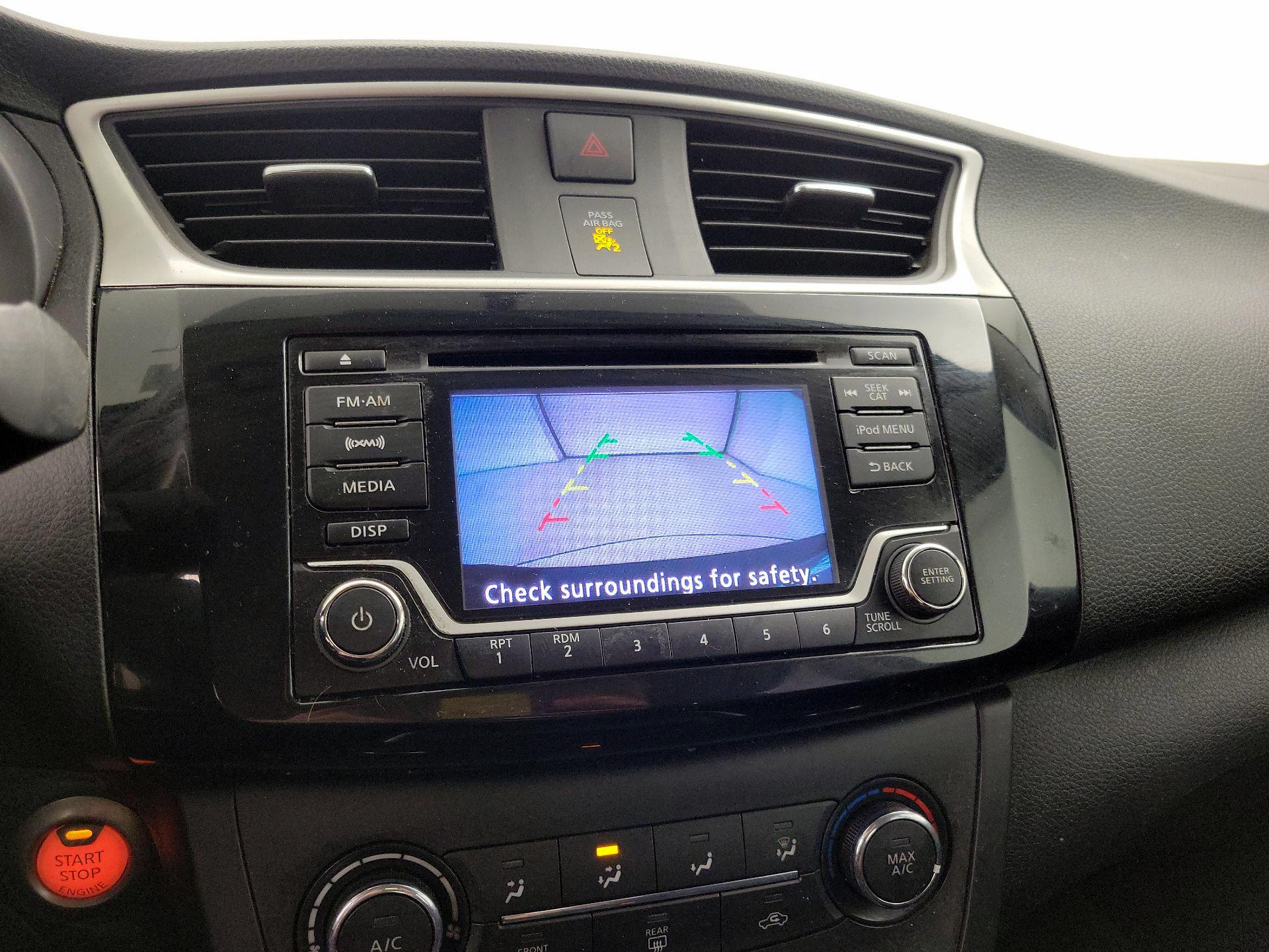 Thumbnail: 2017 Nissan Sentra - 14