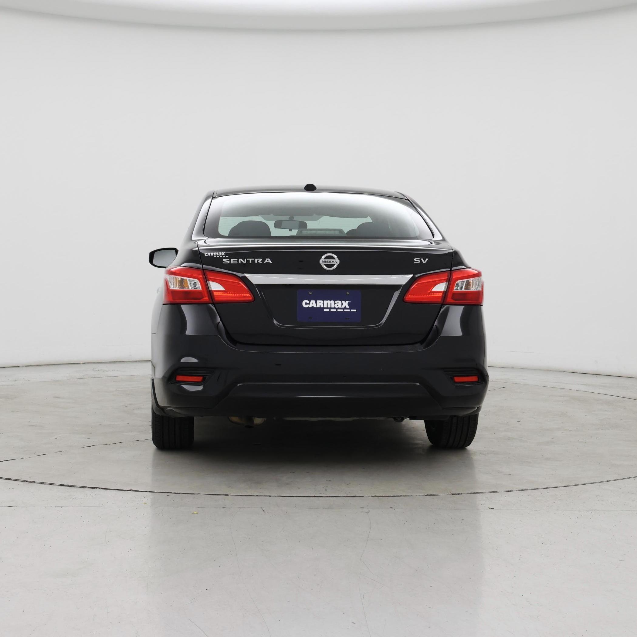 Thumbnail: 2017 Nissan Sentra - 6