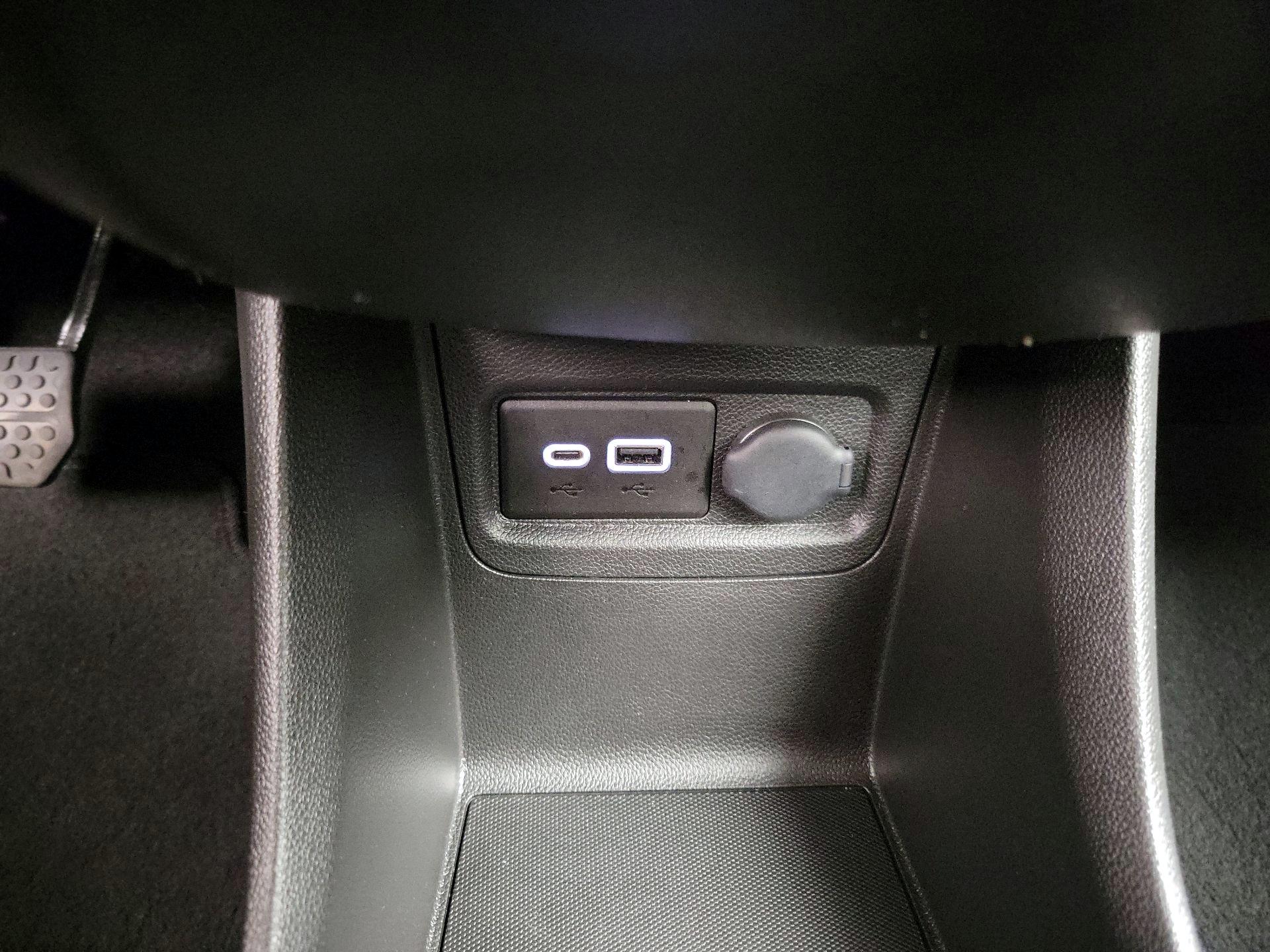 Thumbnail: 2020 Chevrolet Spark - 18