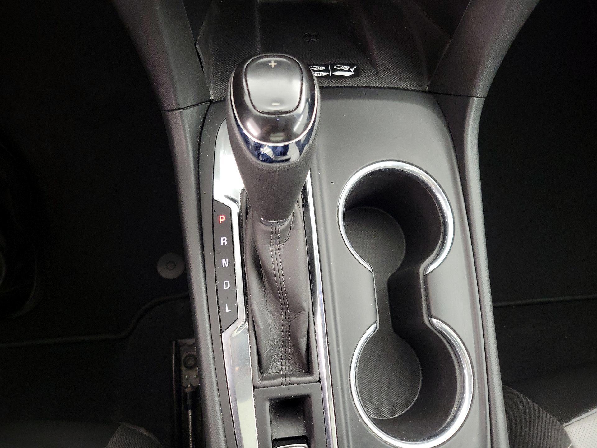 Thumbnail: 2020 Chevrolet Equinox - 18