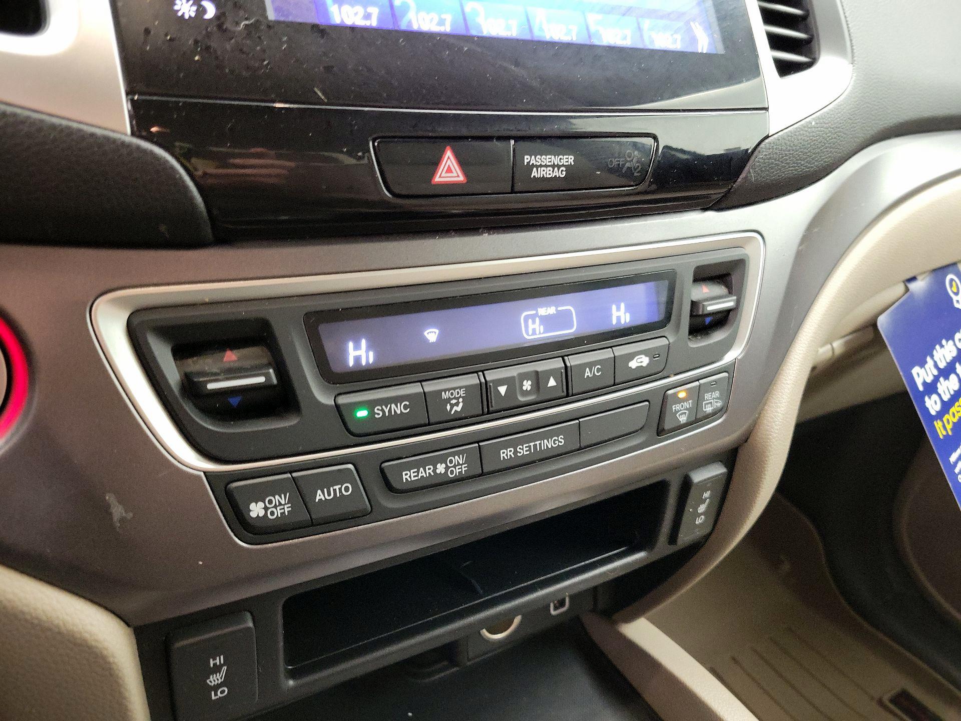 Thumbnail: 2019 Honda Ridgeline - 17