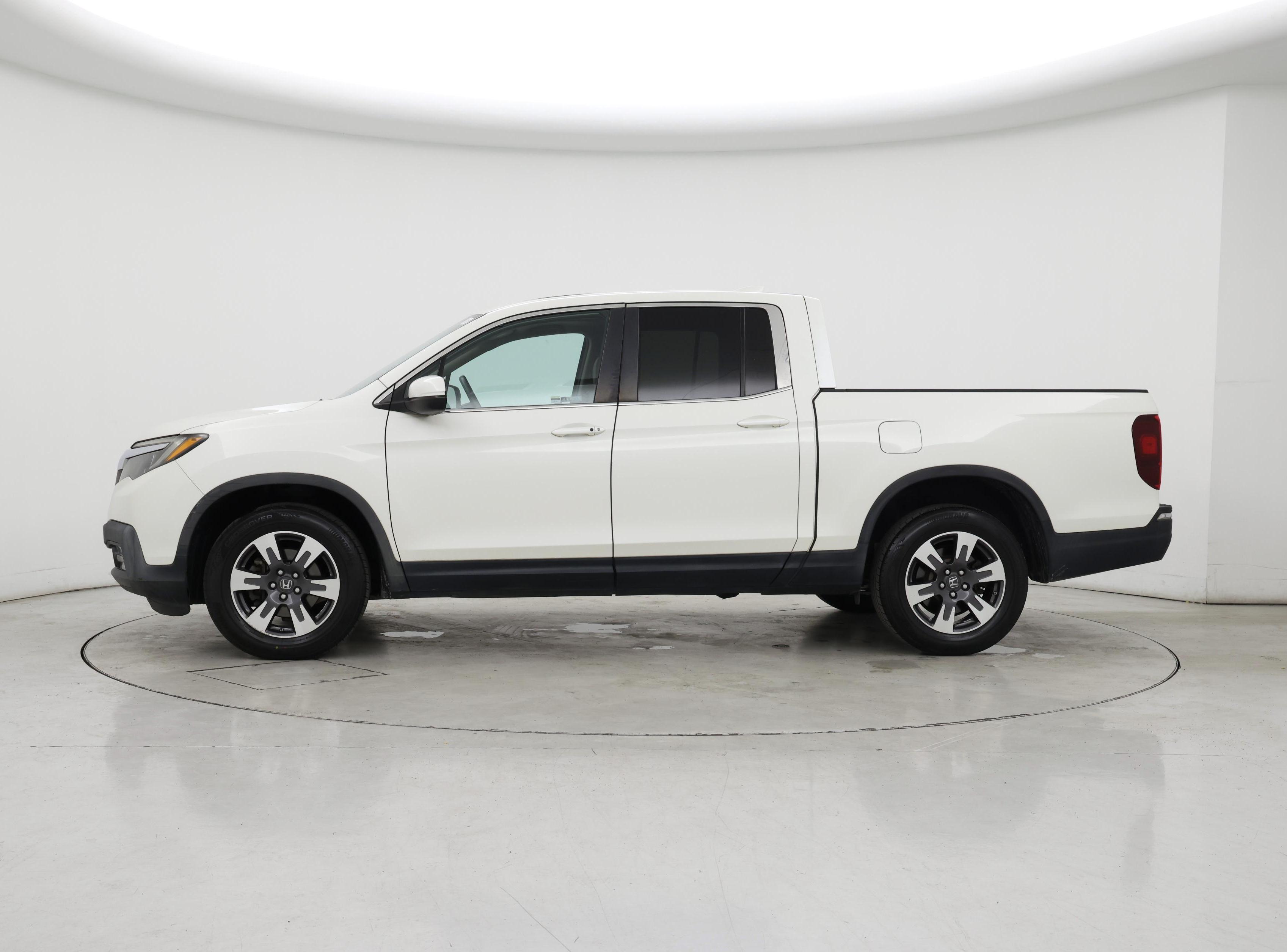 Thumbnail: 2019 Honda Ridgeline - 3