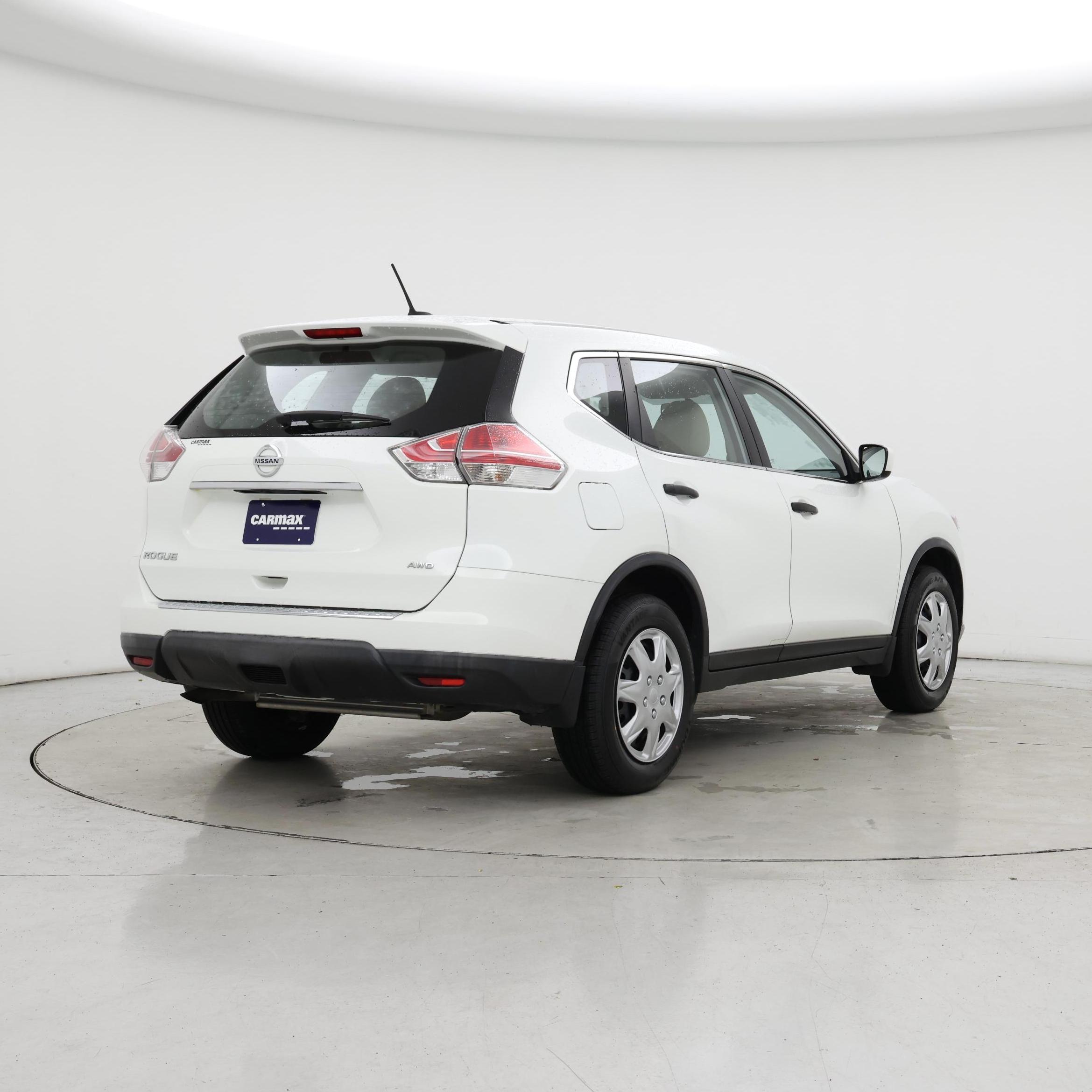 Thumbnail: 2016 Nissan Rogue - 8