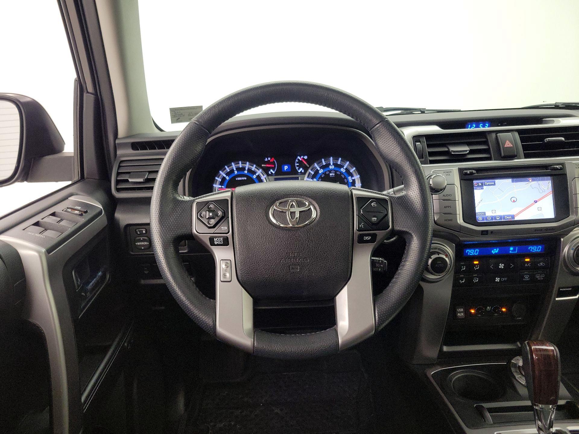 Thumbnail: 2019 Toyota 4Runner - 10