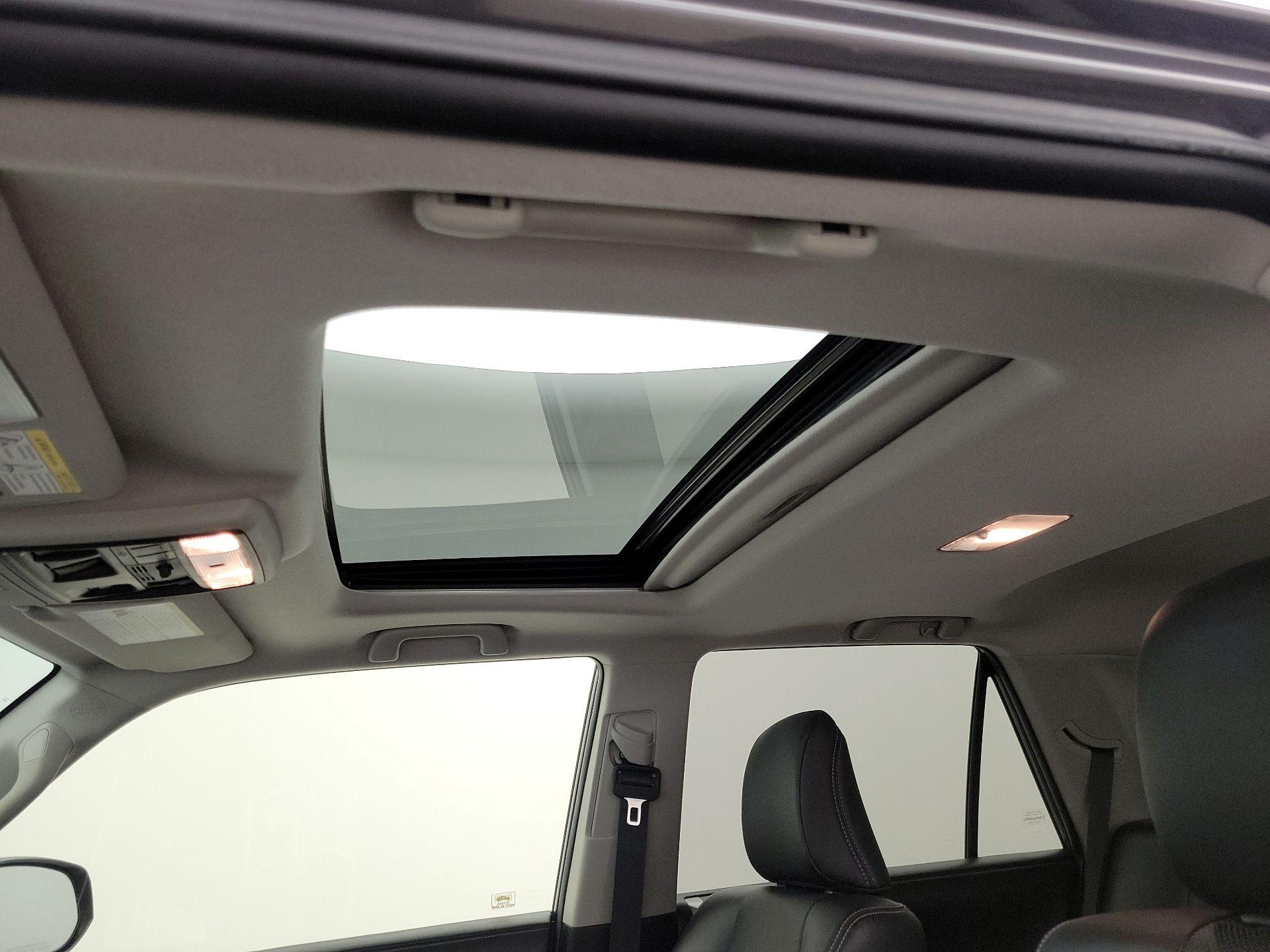 Thumbnail: 2019 Toyota 4Runner - 20