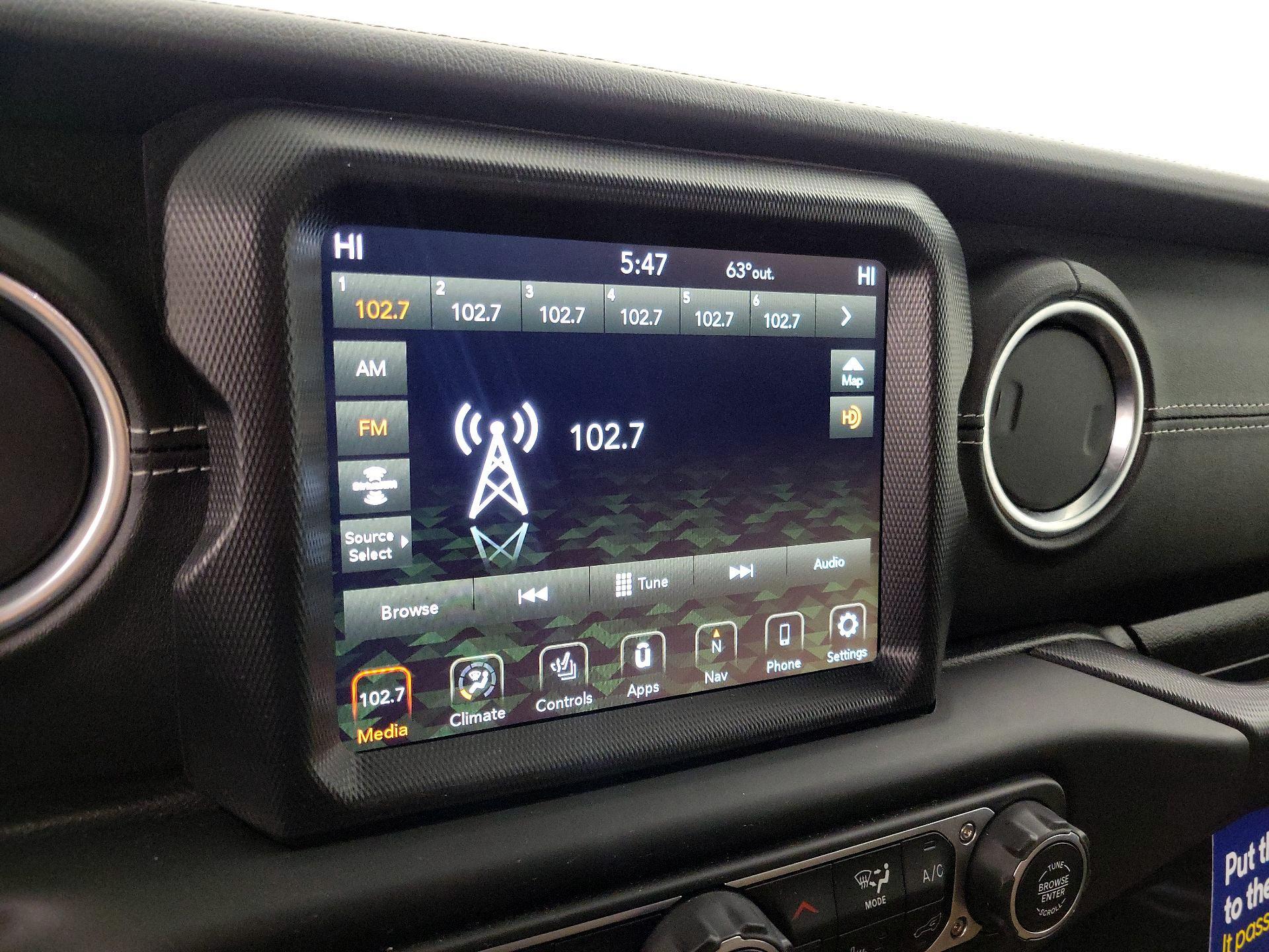 Thumbnail: 2023 Jeep Wrangler - 16