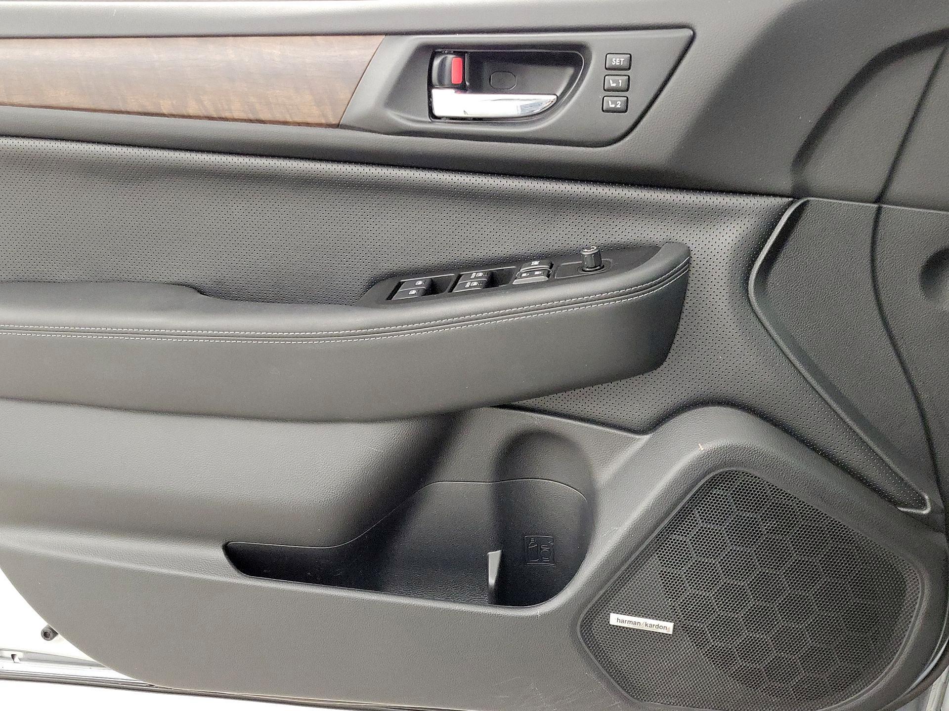 Thumbnail: 2015 Subaru Outback - 12