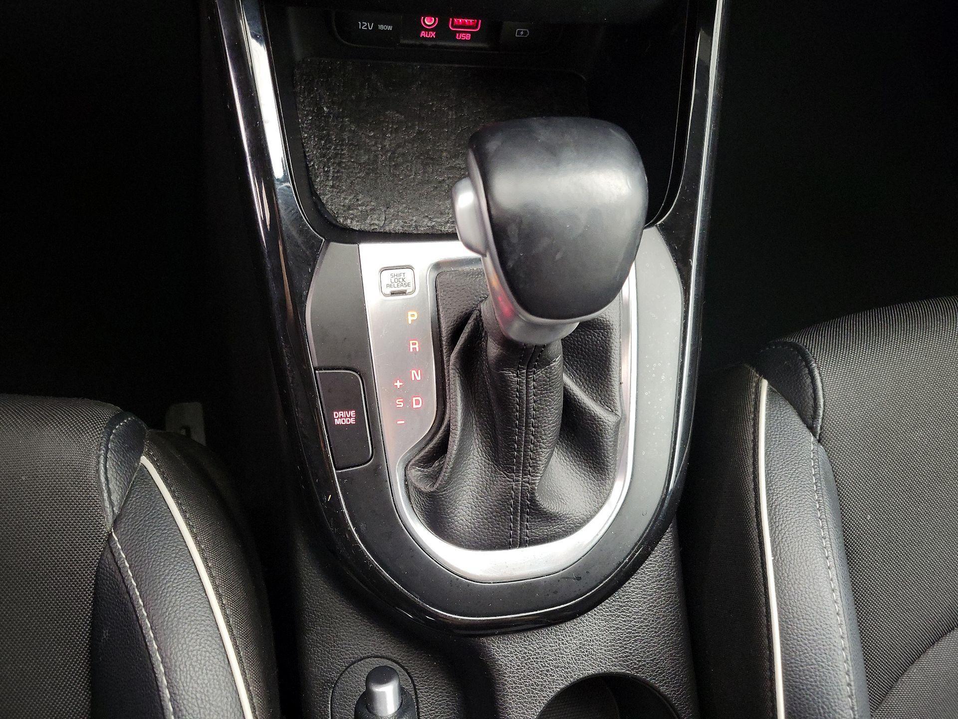 Thumbnail: 2021 Kia Forte - 17