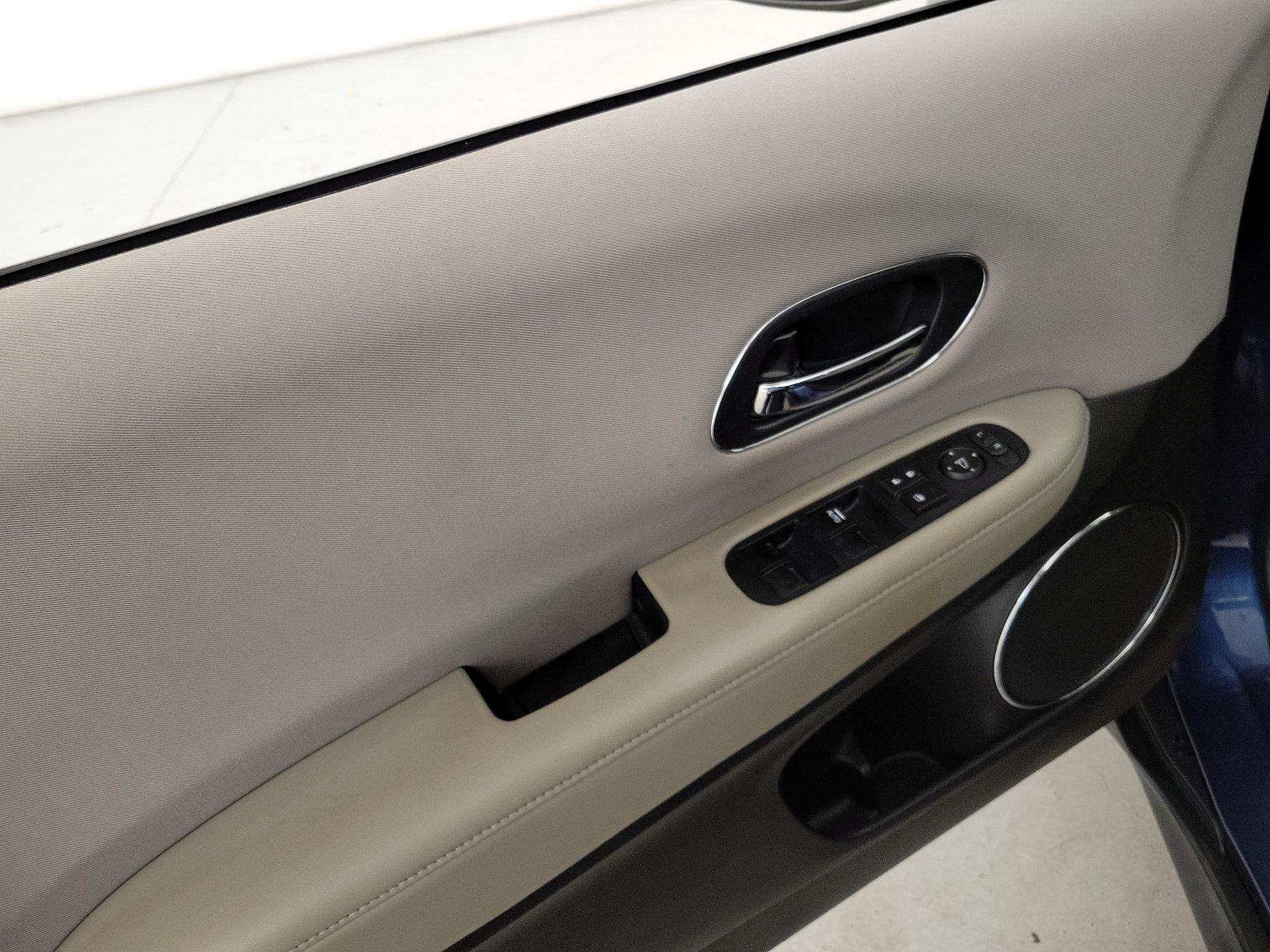 Thumbnail: 2017 Honda HR-V - 12