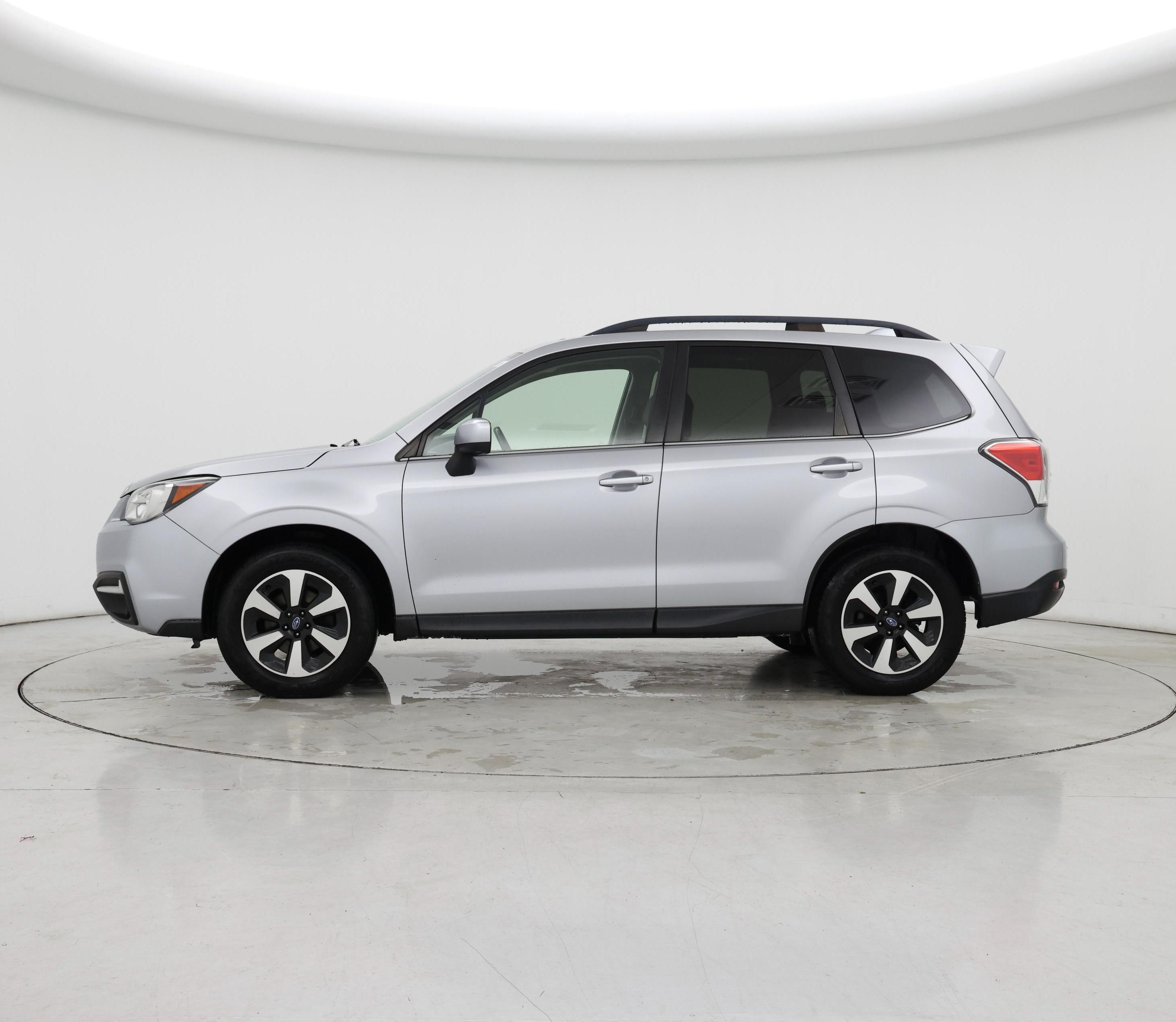 Thumbnail: 2017 Subaru Forester - 3