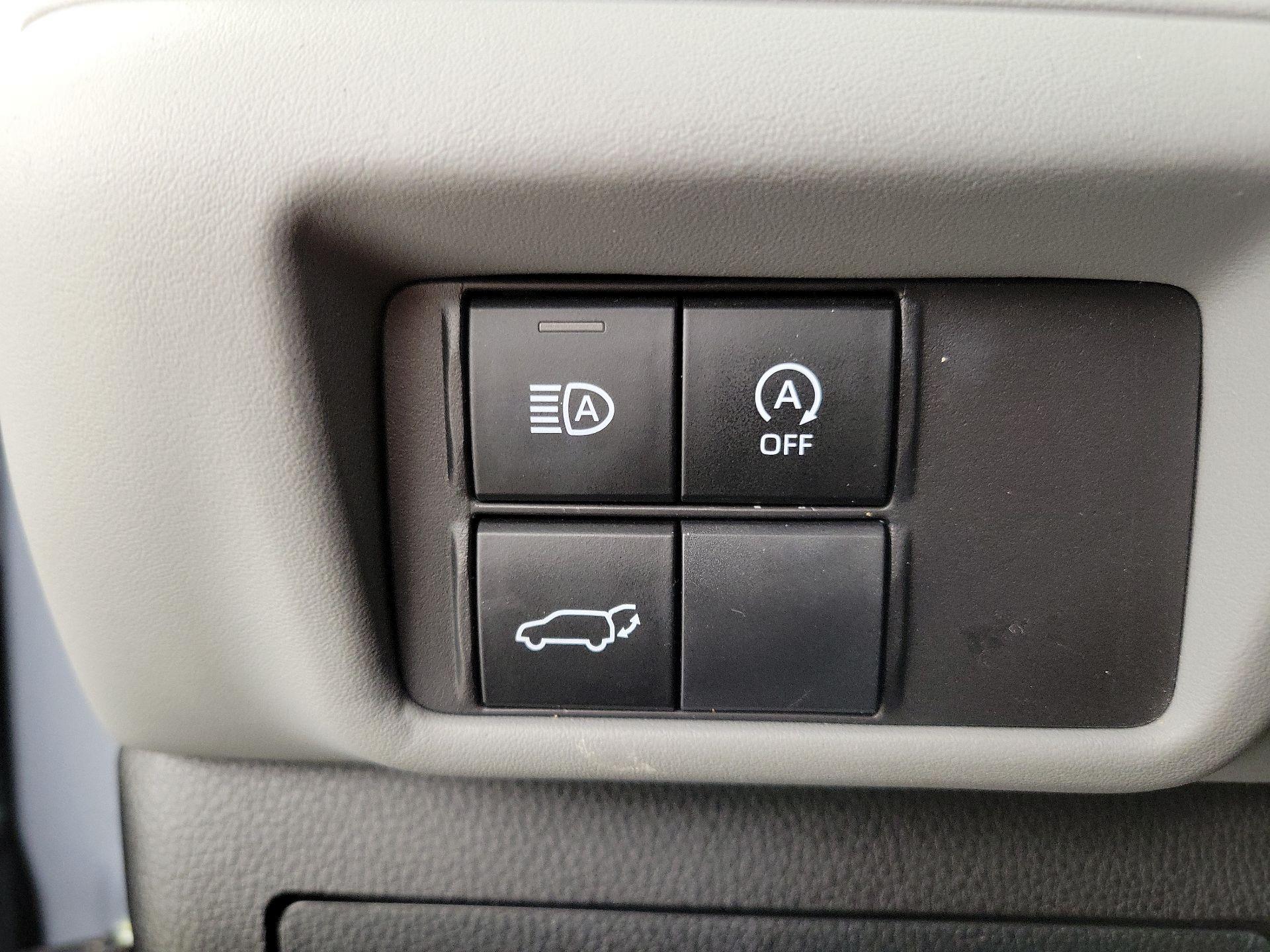 Thumbnail: 2024 Toyota Highlander - 13