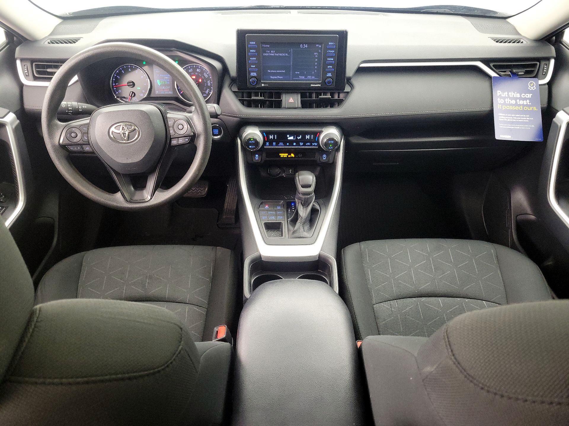 Thumbnail: 2021 Toyota RAV4 - 9