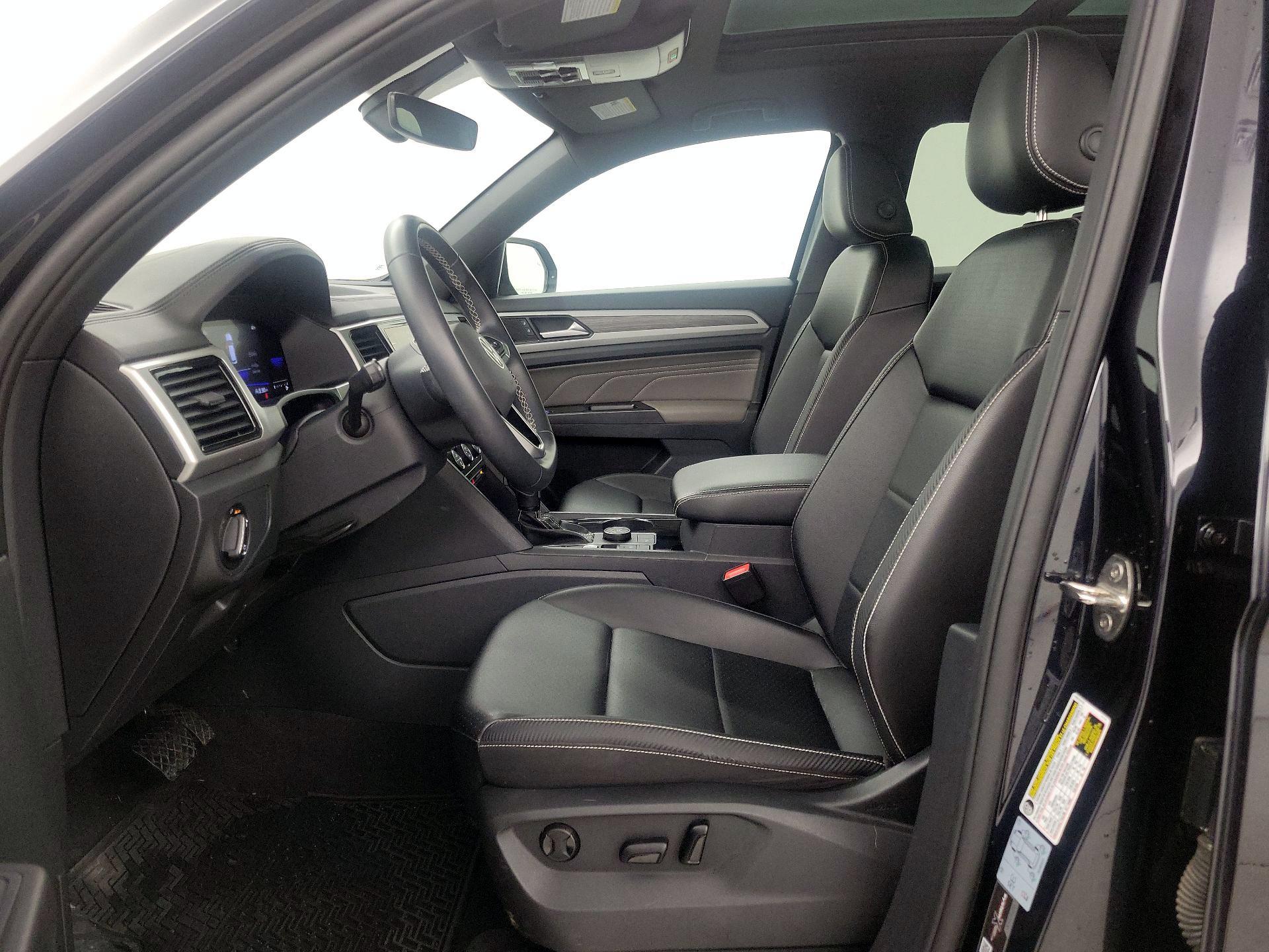 Thumbnail: 2022 Volkswagen Atlas - 11