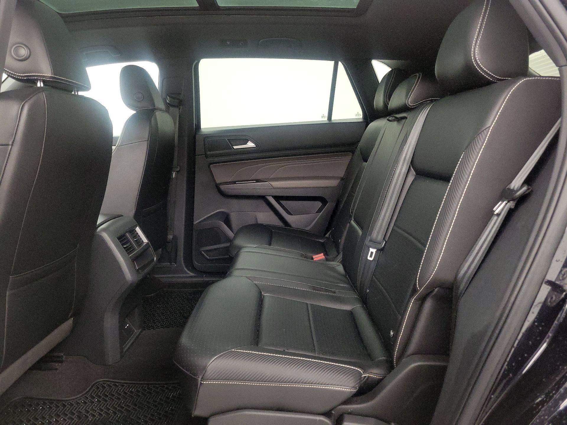 Thumbnail: 2022 Volkswagen Atlas - 20