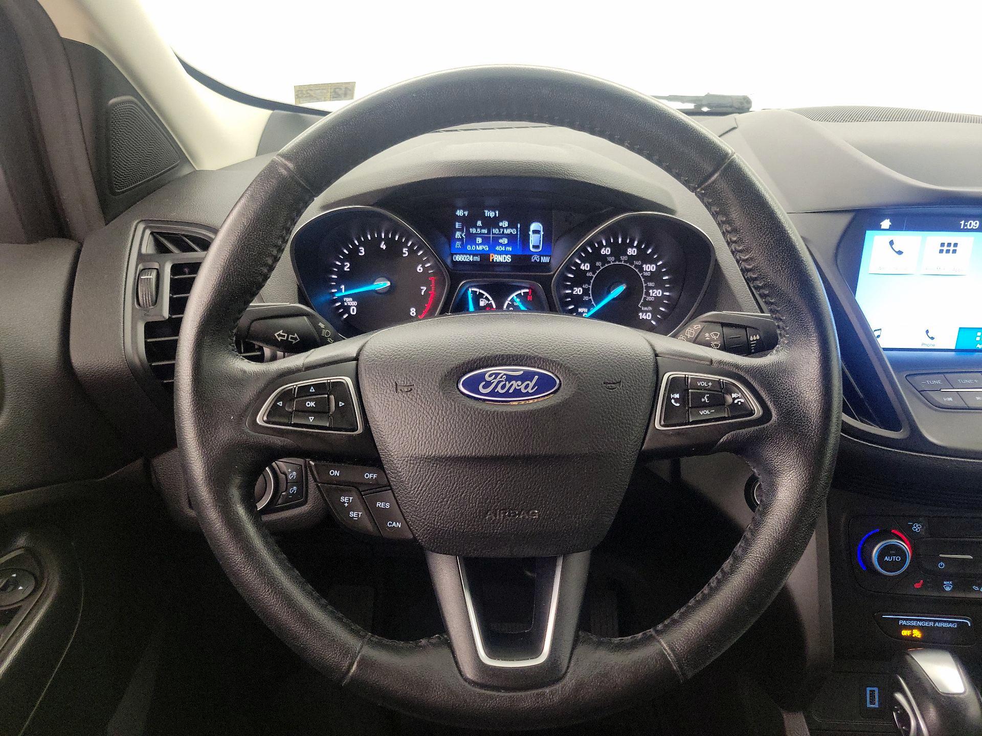Thumbnail: 2019 Ford Escape - 10
