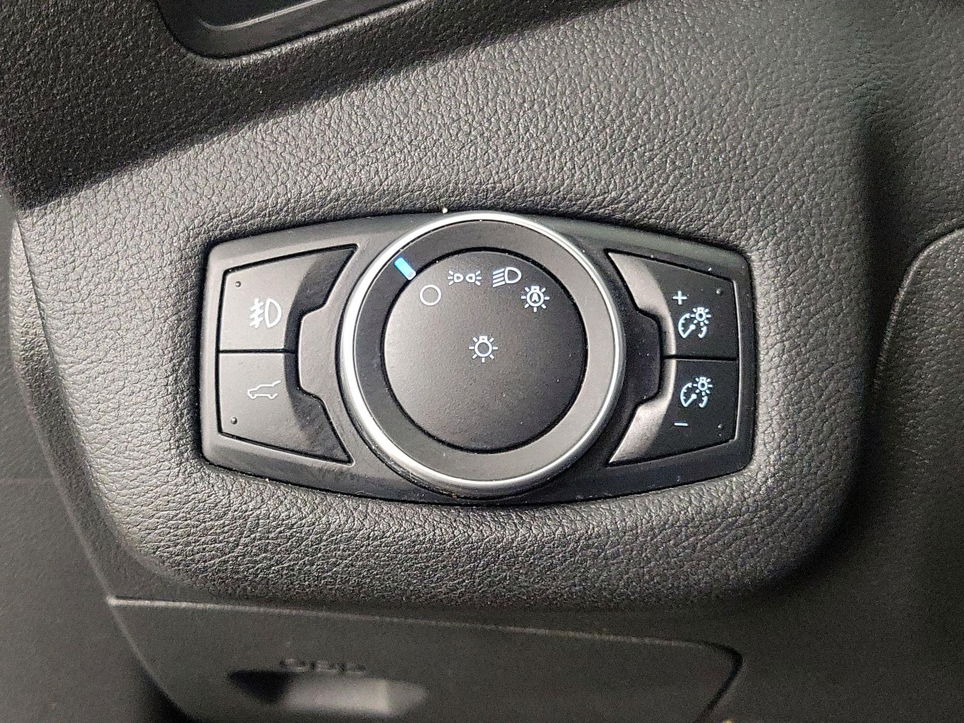 Thumbnail: 2019 Ford Escape - 13