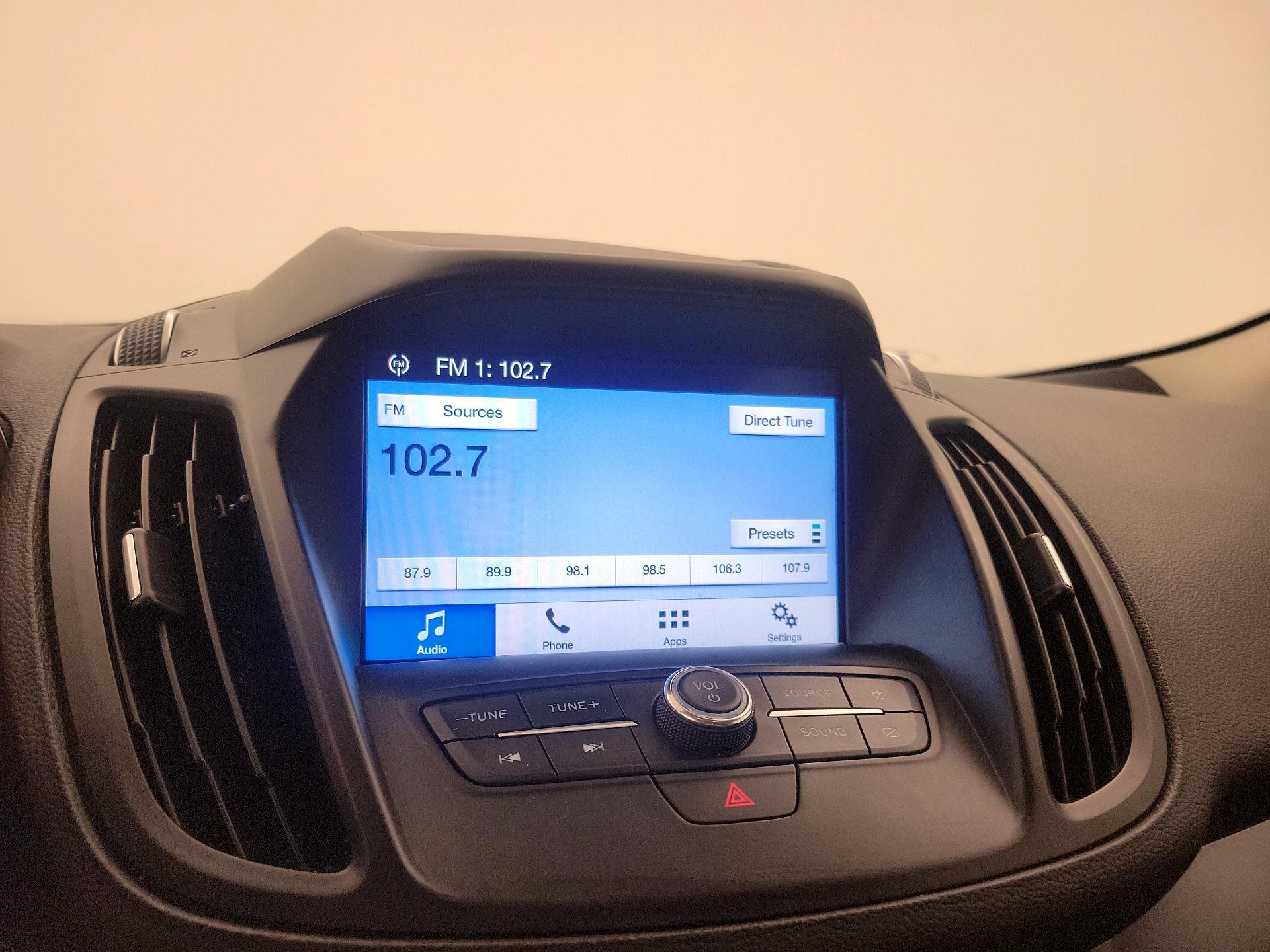 Thumbnail: 2019 Ford Escape - 15