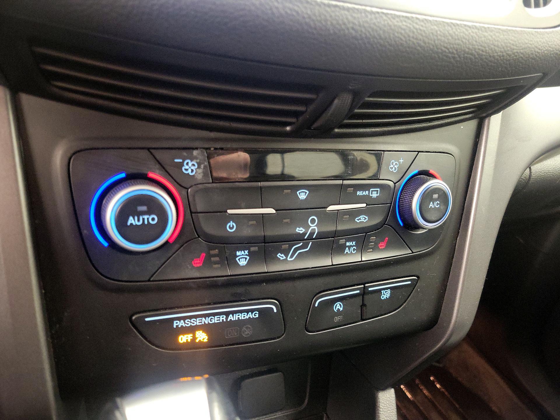 Thumbnail: 2019 Ford Escape - 16