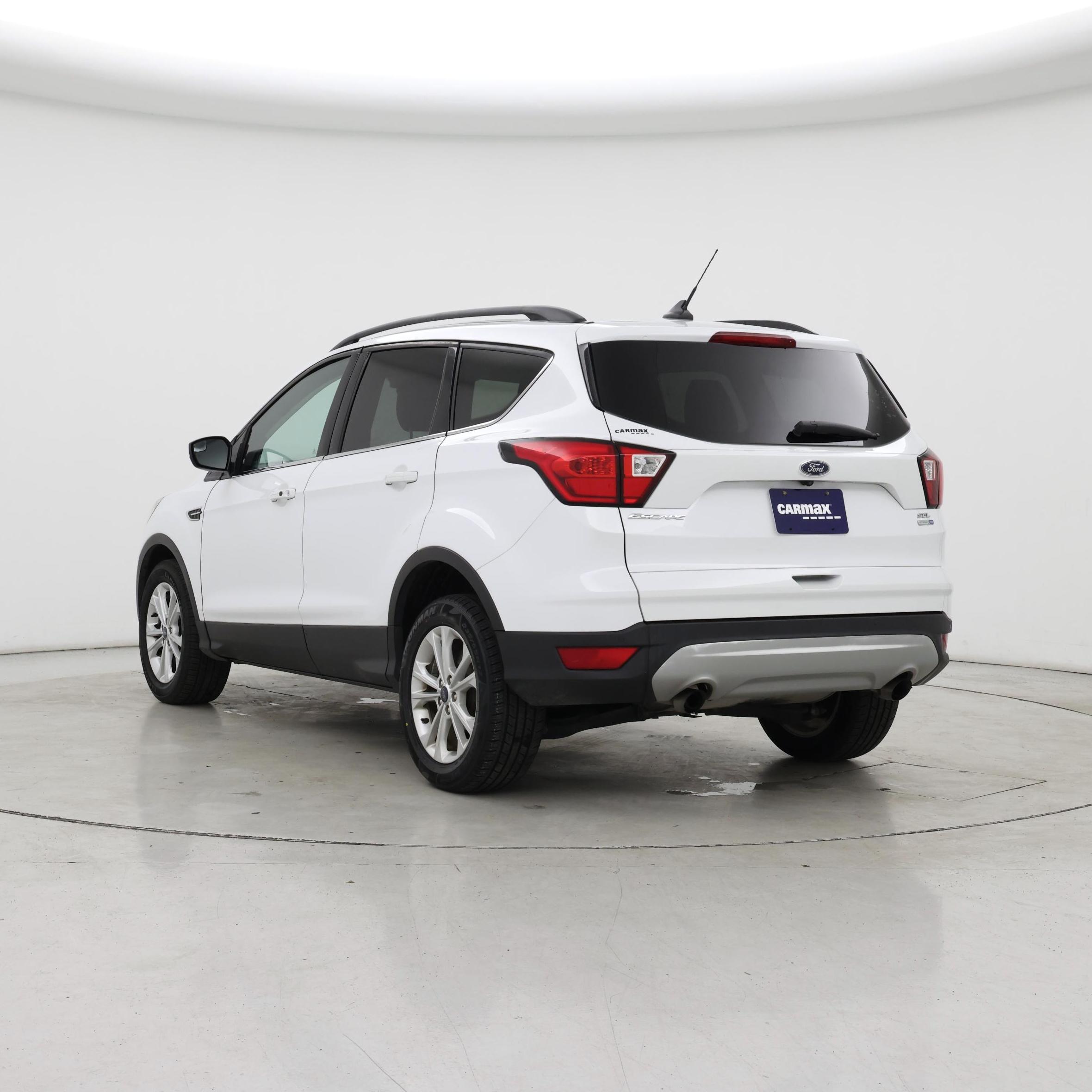 Thumbnail: 2019 Ford Escape - 2