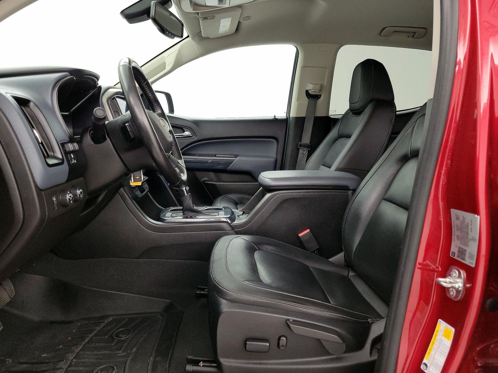 Thumbnail: 2022 Chevrolet Colorado - 11