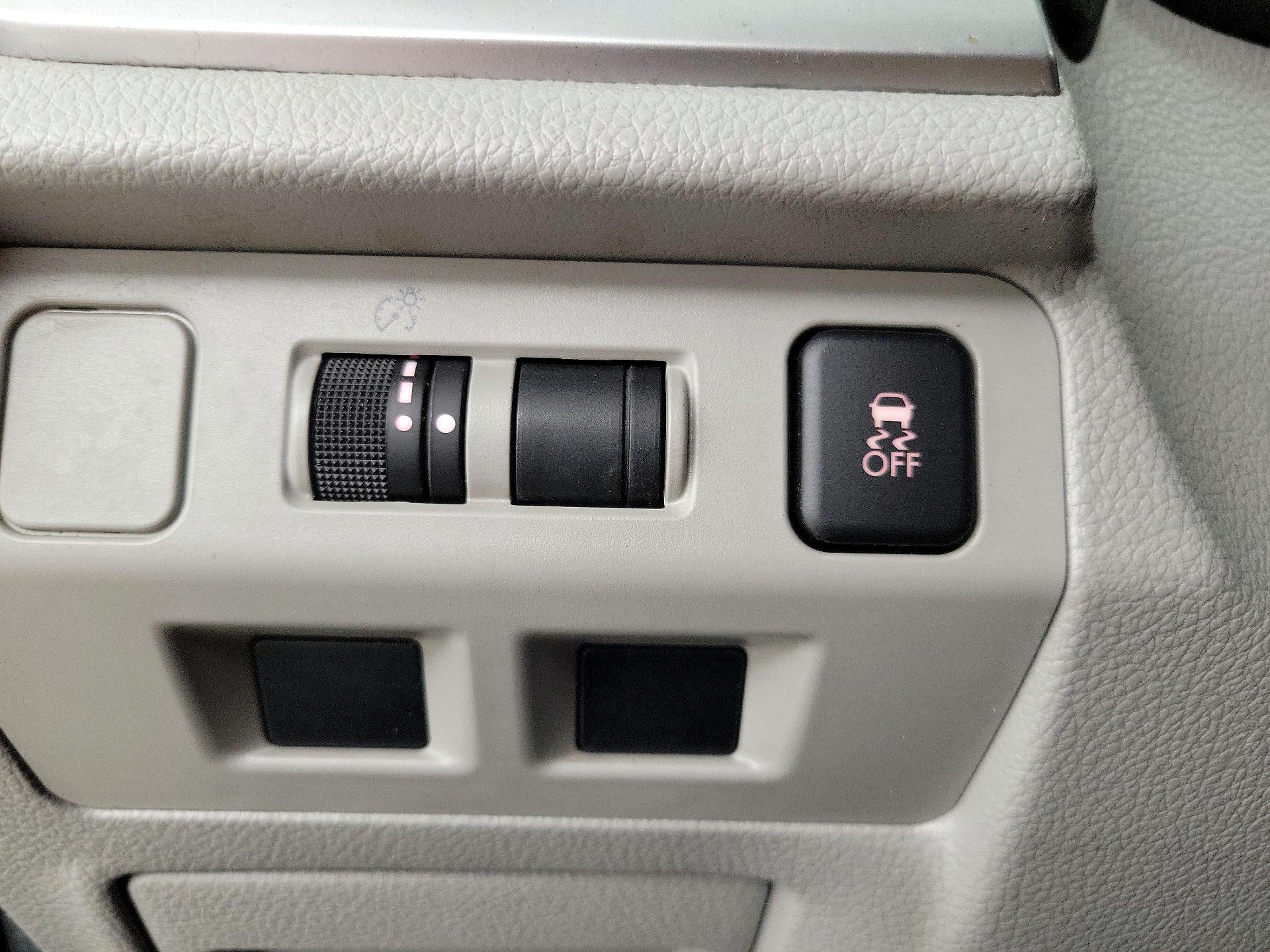 Thumbnail: 2017 Subaru Forester - 13