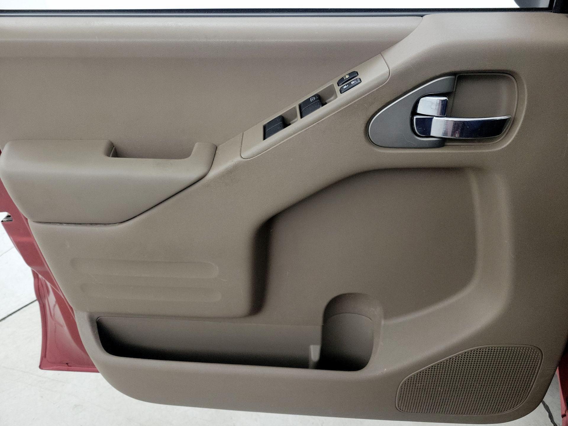 Thumbnail: 2017 Nissan Frontier - 12