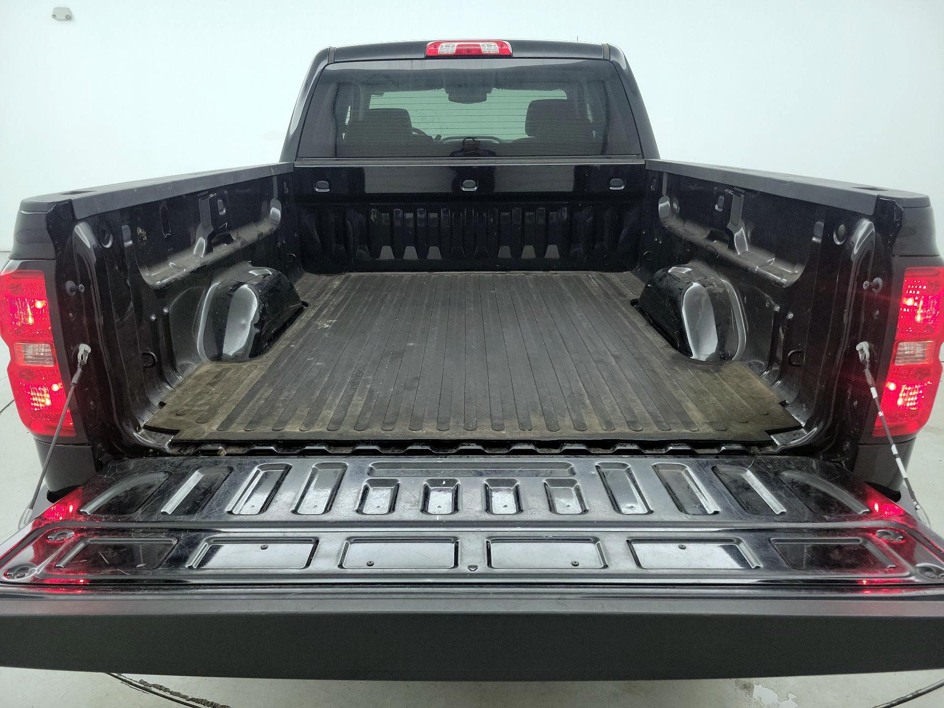 Thumbnail: 2015 Chevrolet Silverado 1500 - 20