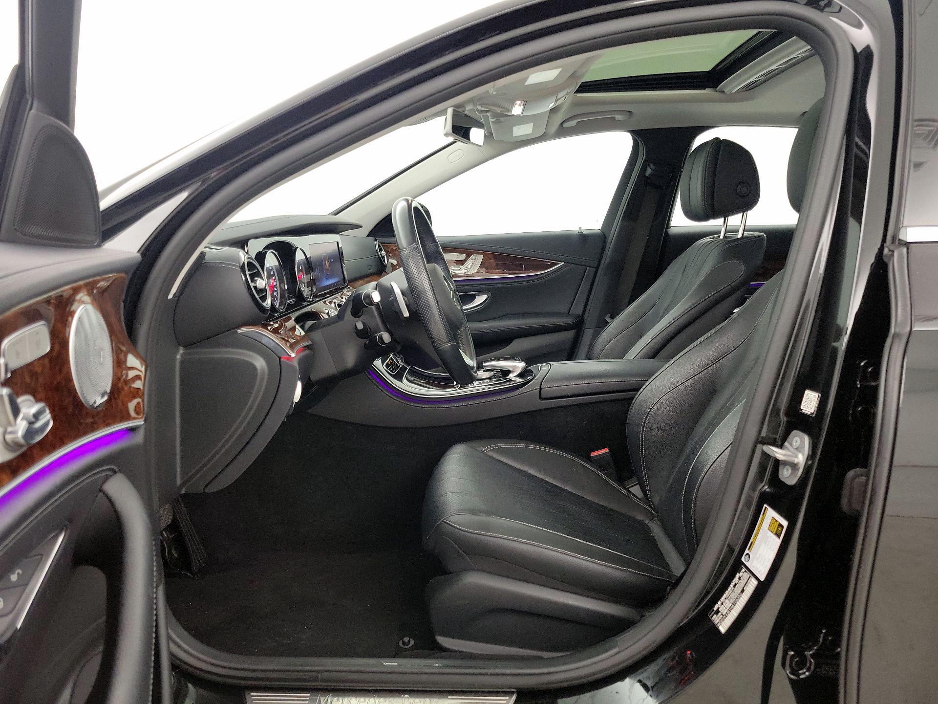 Thumbnail: 2017 Mercedes-Benz E-Class - 11