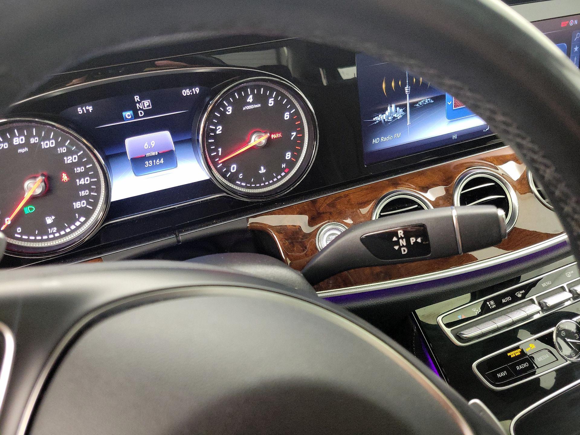 Thumbnail: 2017 Mercedes-Benz E-Class - 17