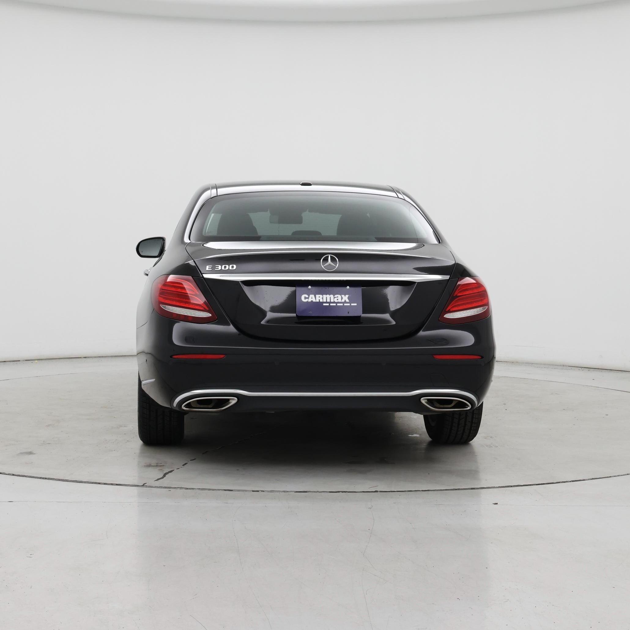 Thumbnail: 2017 Mercedes-Benz E-Class - 3