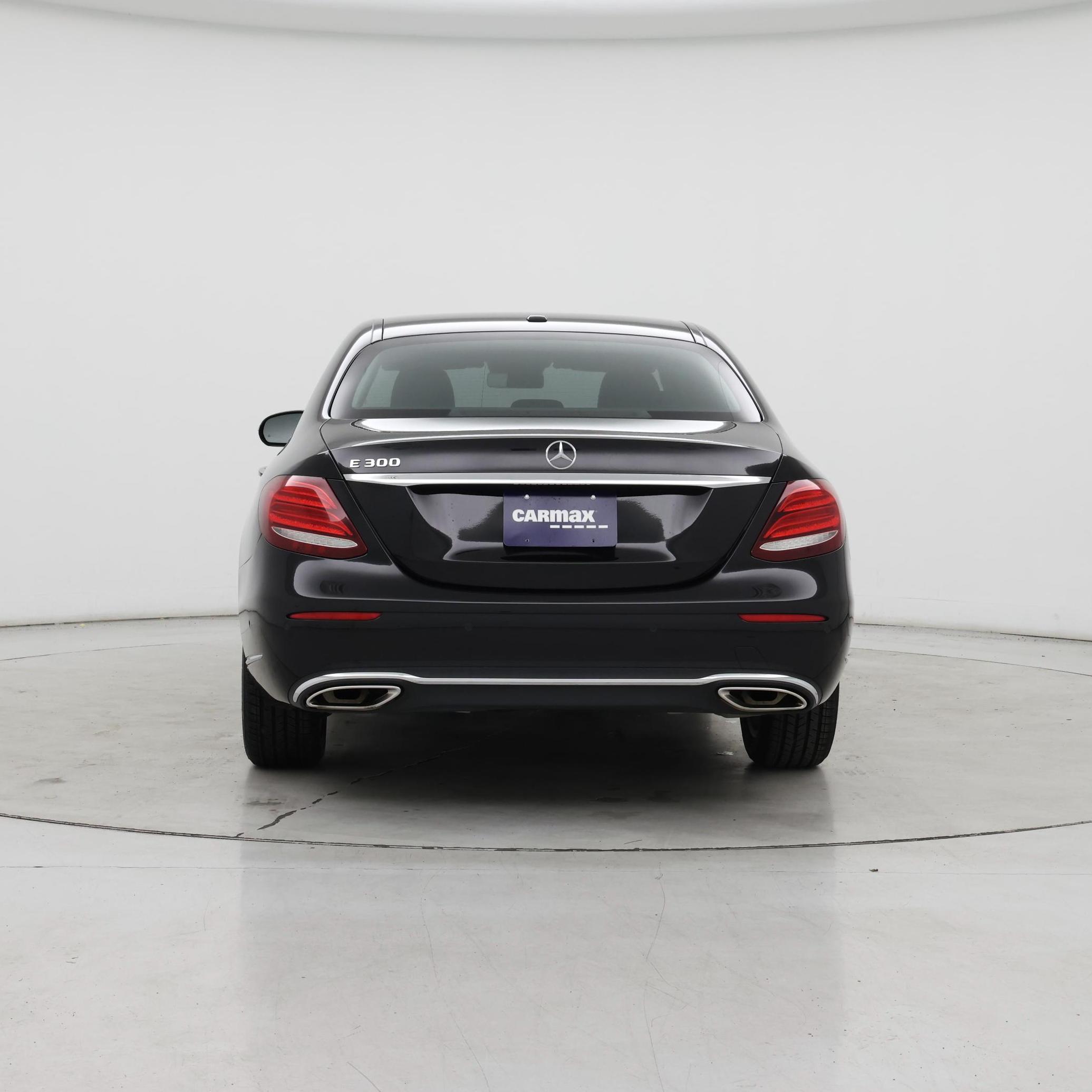 Thumbnail: 2017 Mercedes-Benz E-Class - 6