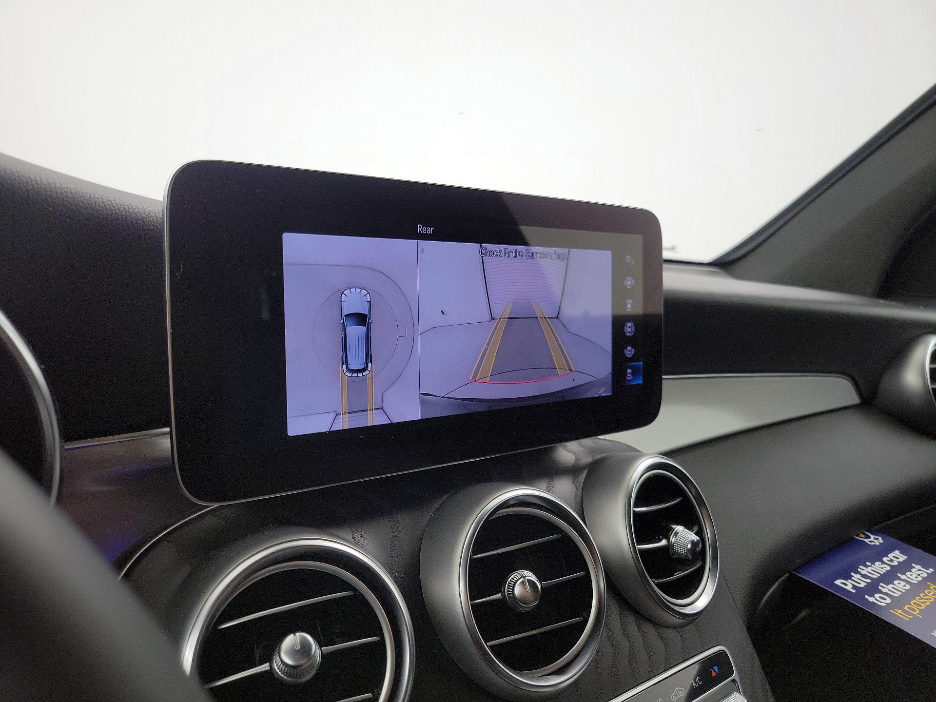 Thumbnail: 2022 Mercedes-Benz GLC - 15