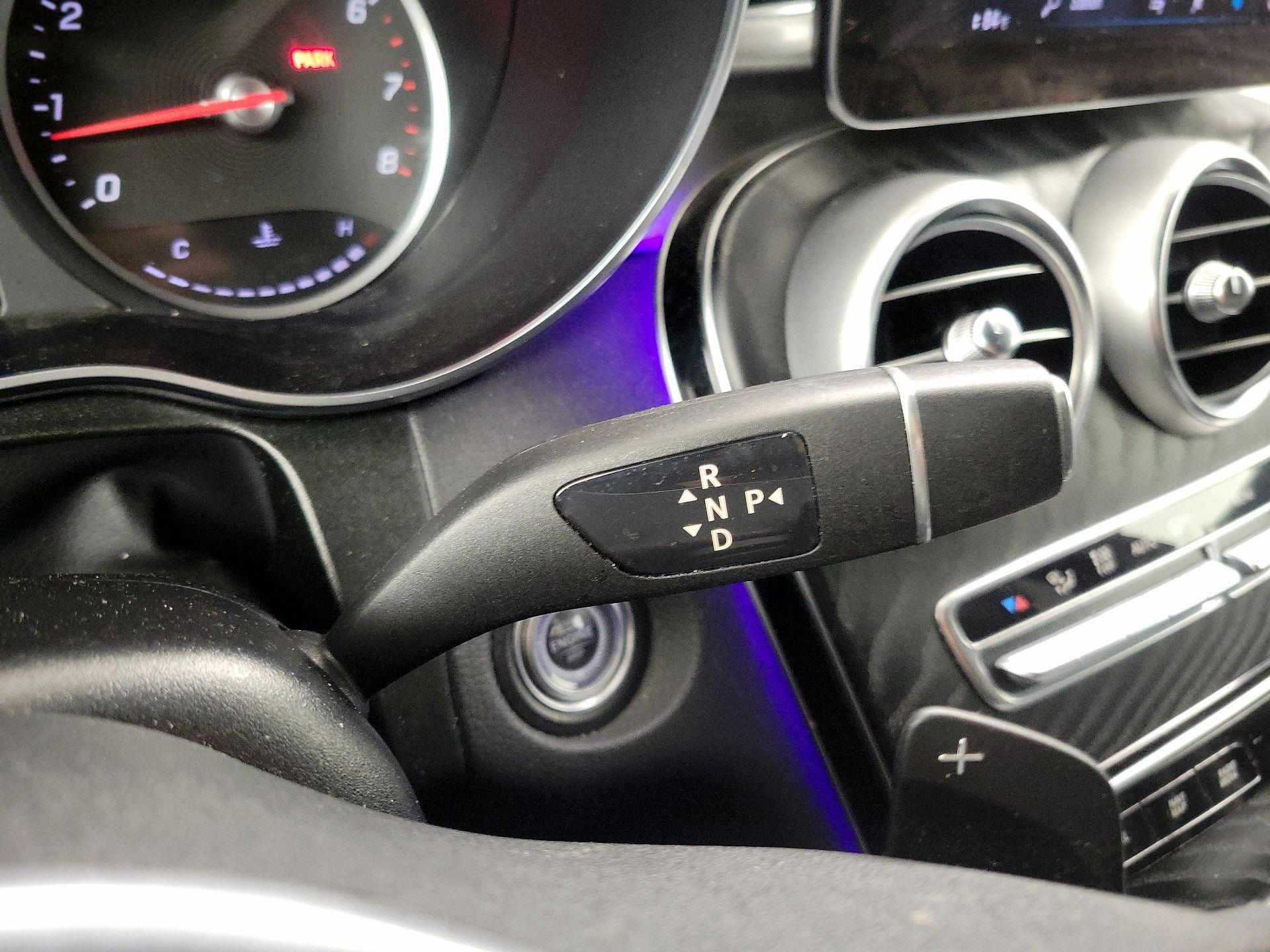 Thumbnail: 2022 Mercedes-Benz GLC - 18