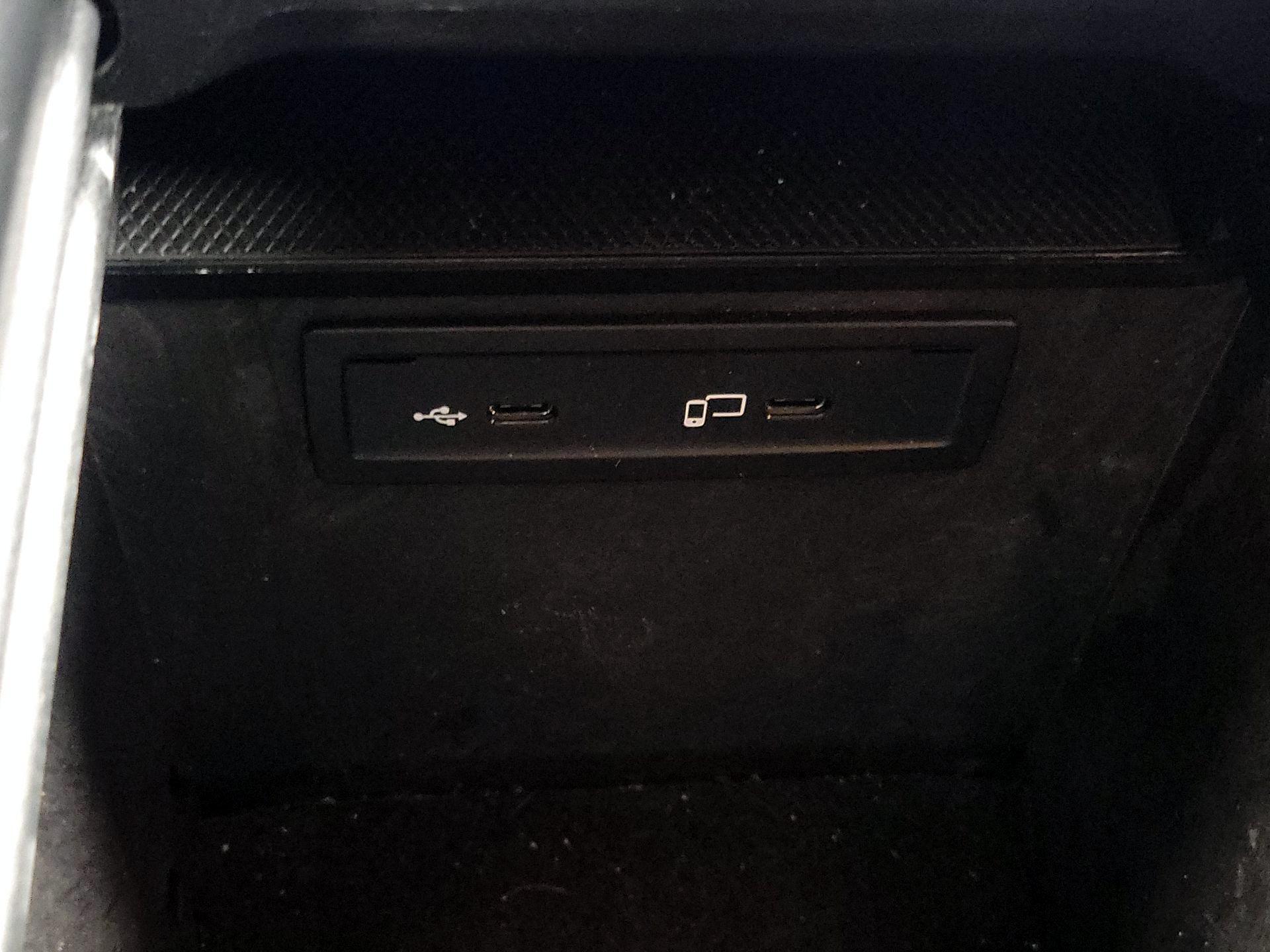 Thumbnail: 2022 Mercedes-Benz GLC - 19