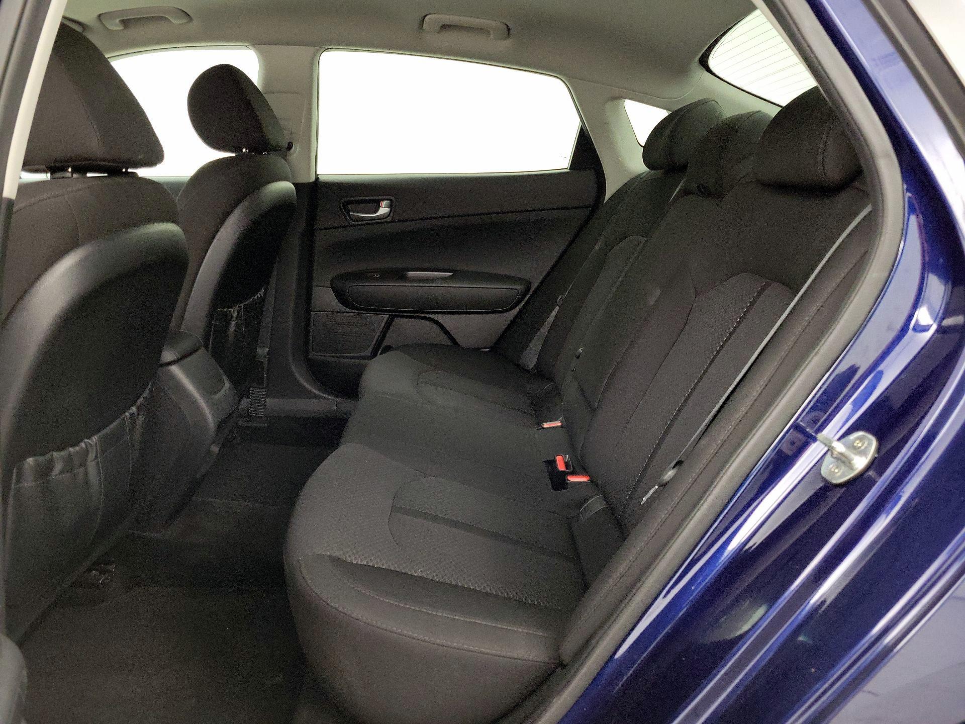 Thumbnail: 2018 Kia Optima - 19