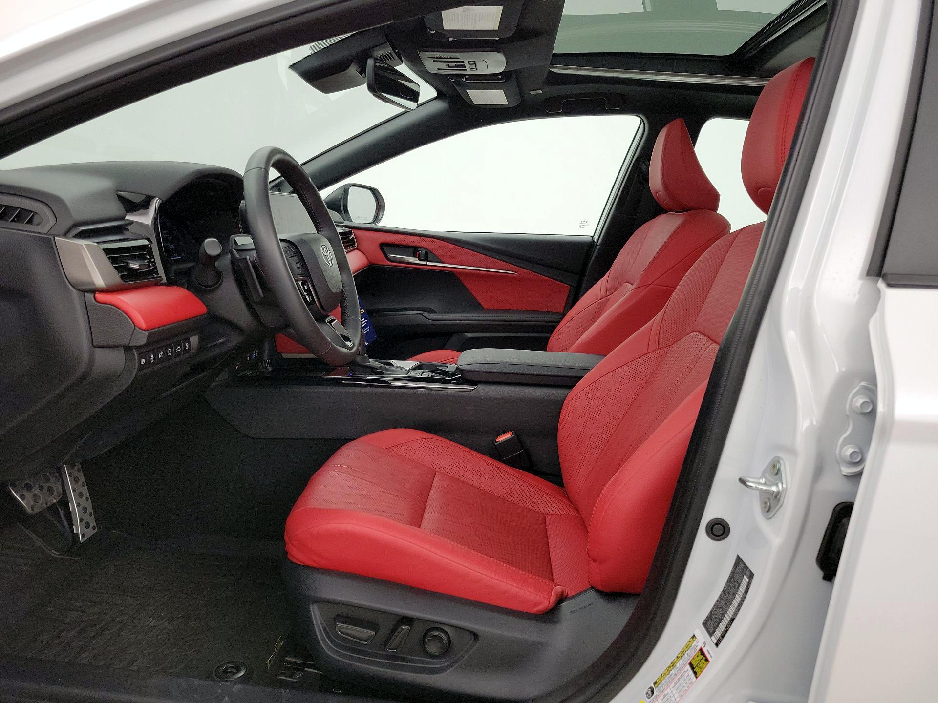 Thumbnail: 2025 Toyota Camry - 11