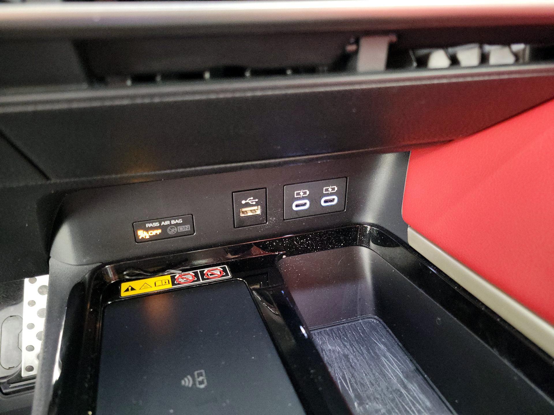 Thumbnail: 2025 Toyota Camry - 19